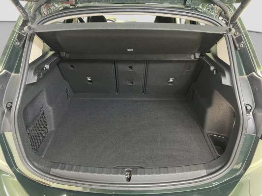 BMW 218d Active Tourer DKG-image-13