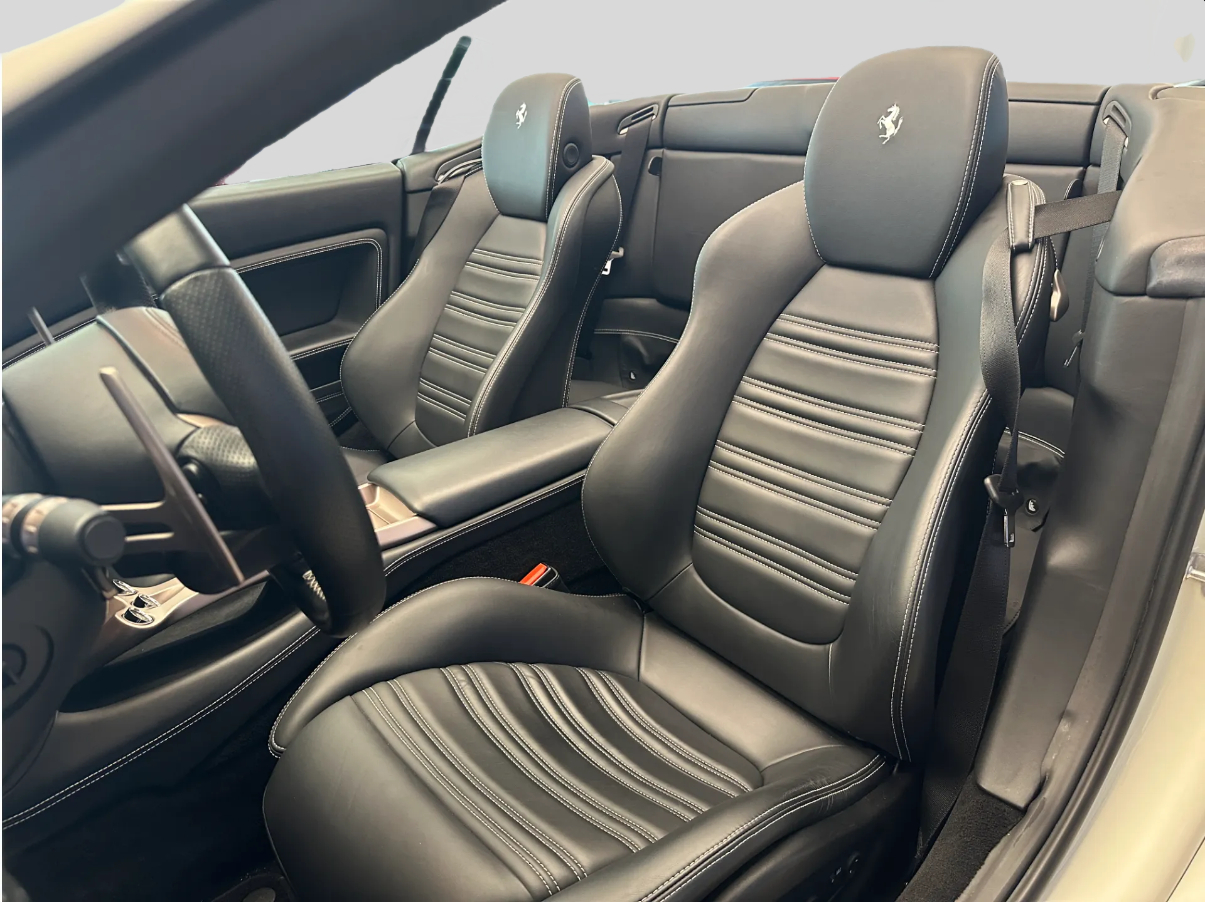 FERRARI California Trenta 490 cv-image-8
