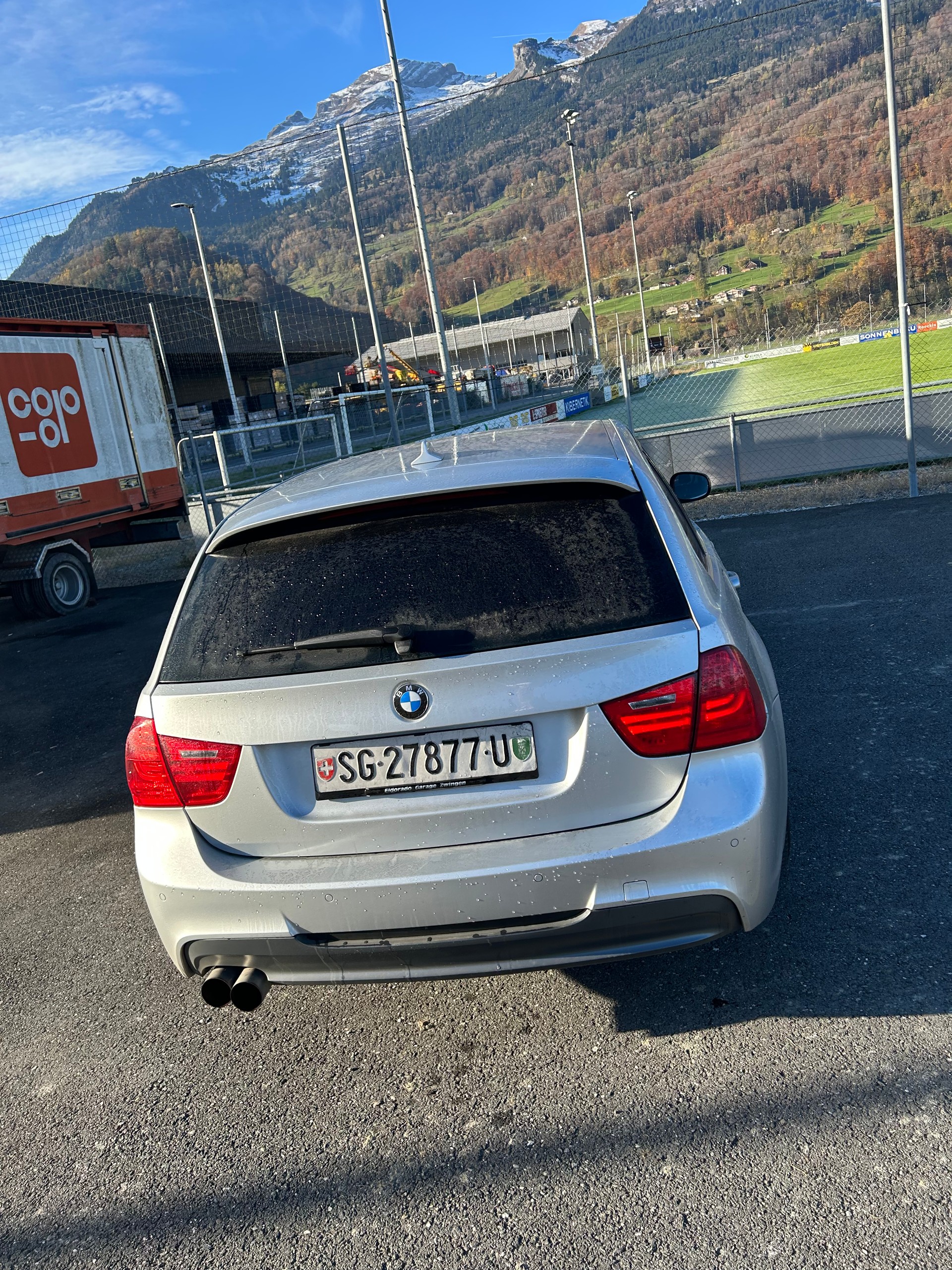 BMW 325i xDrive Touring Steptronic-image-6