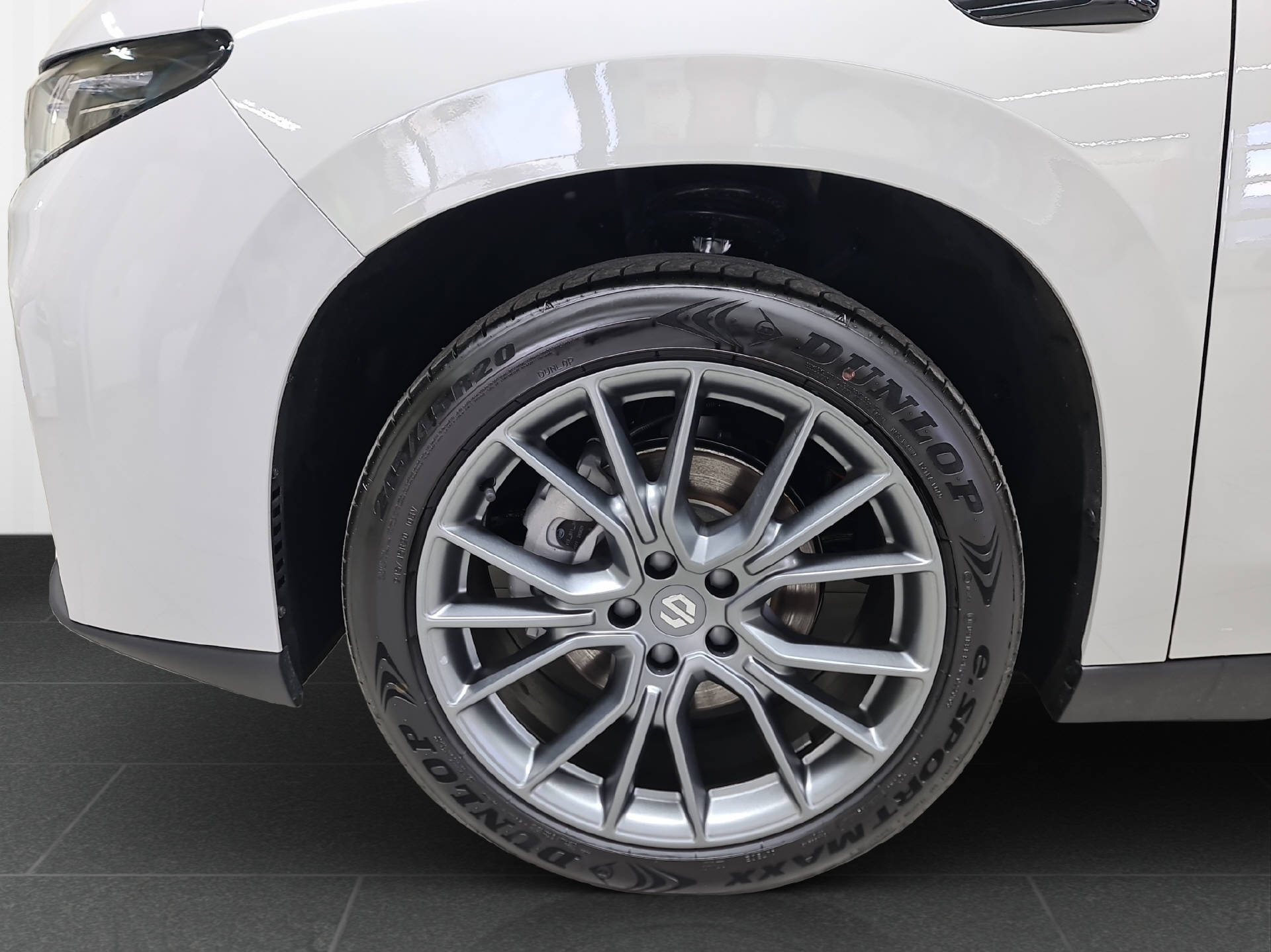 LEAPMOTOR C10 EV-image-11