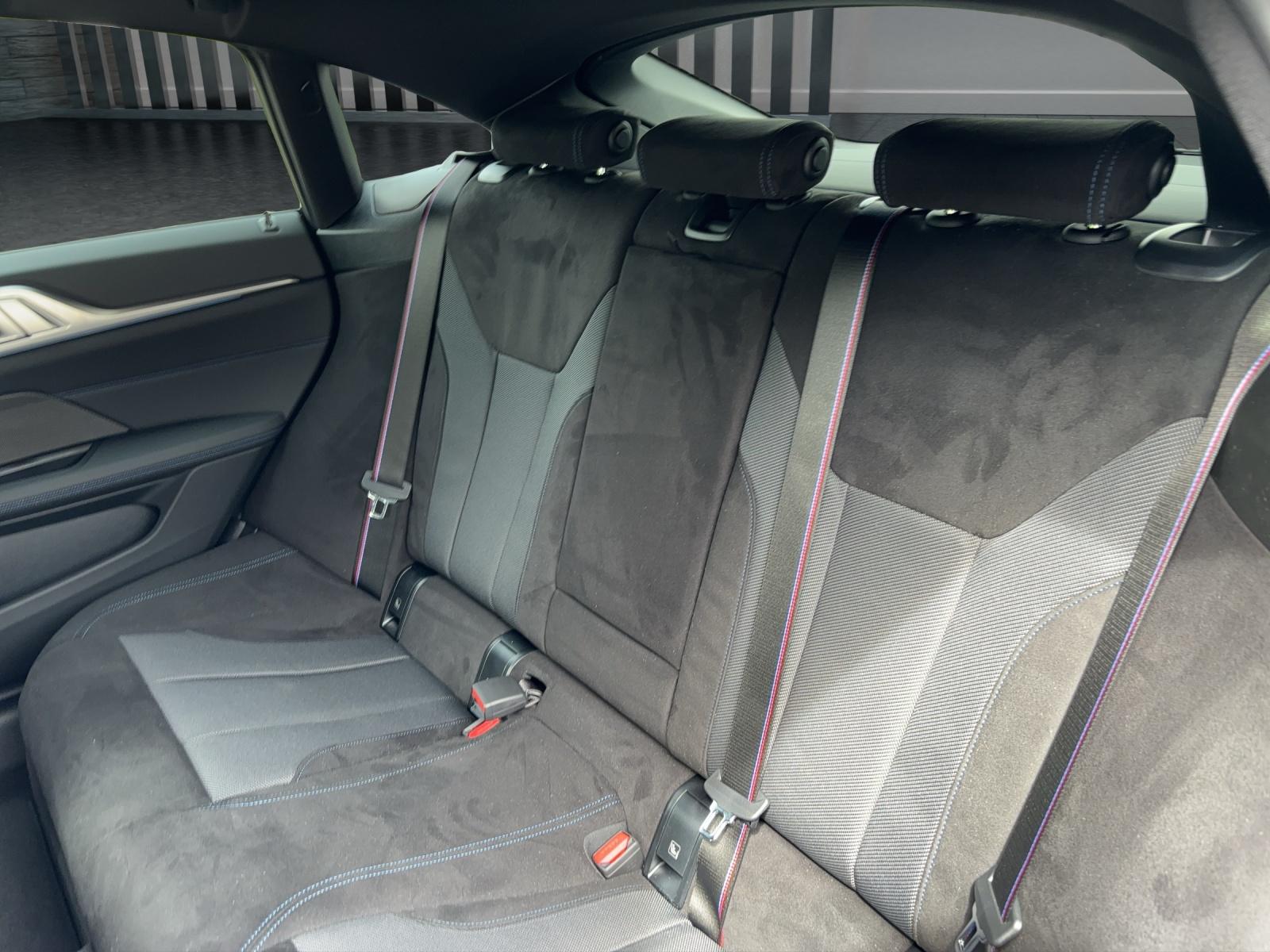 BMW i4 xDrive 40 M Sport Pro-image-13