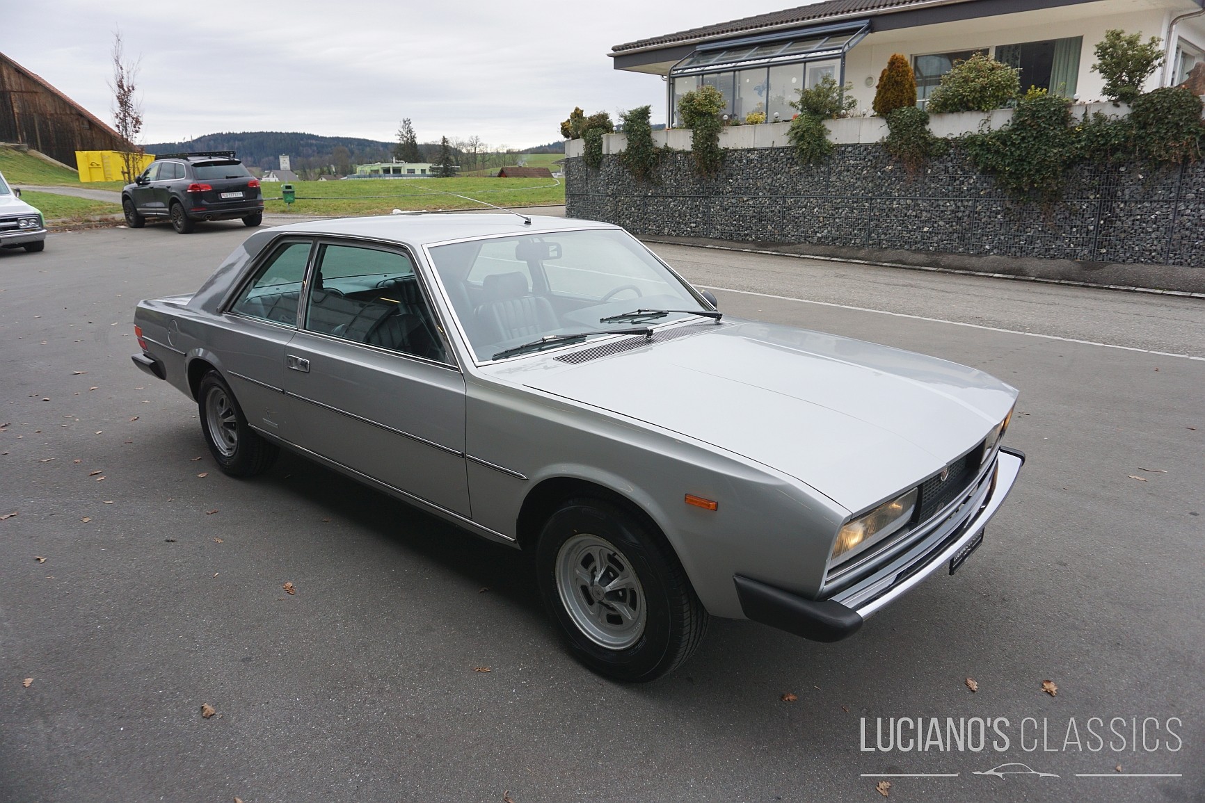 FIAT 130 Coupé-image-7