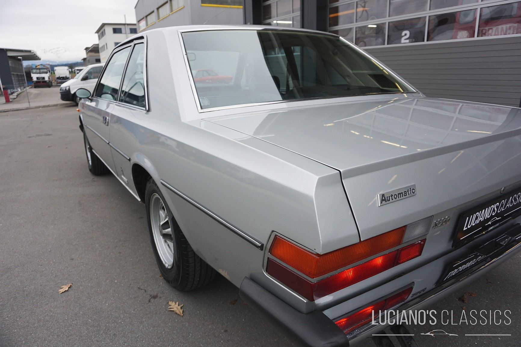 FIAT 130 Coupé-image-15