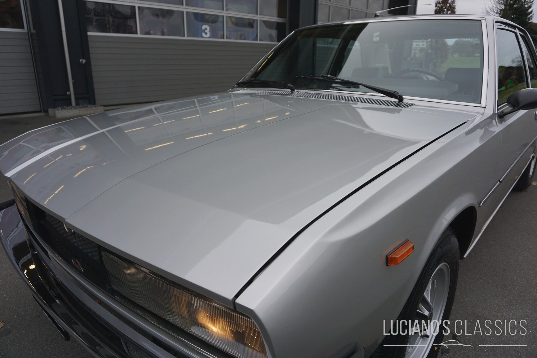 FIAT 130 Coupé-image-10