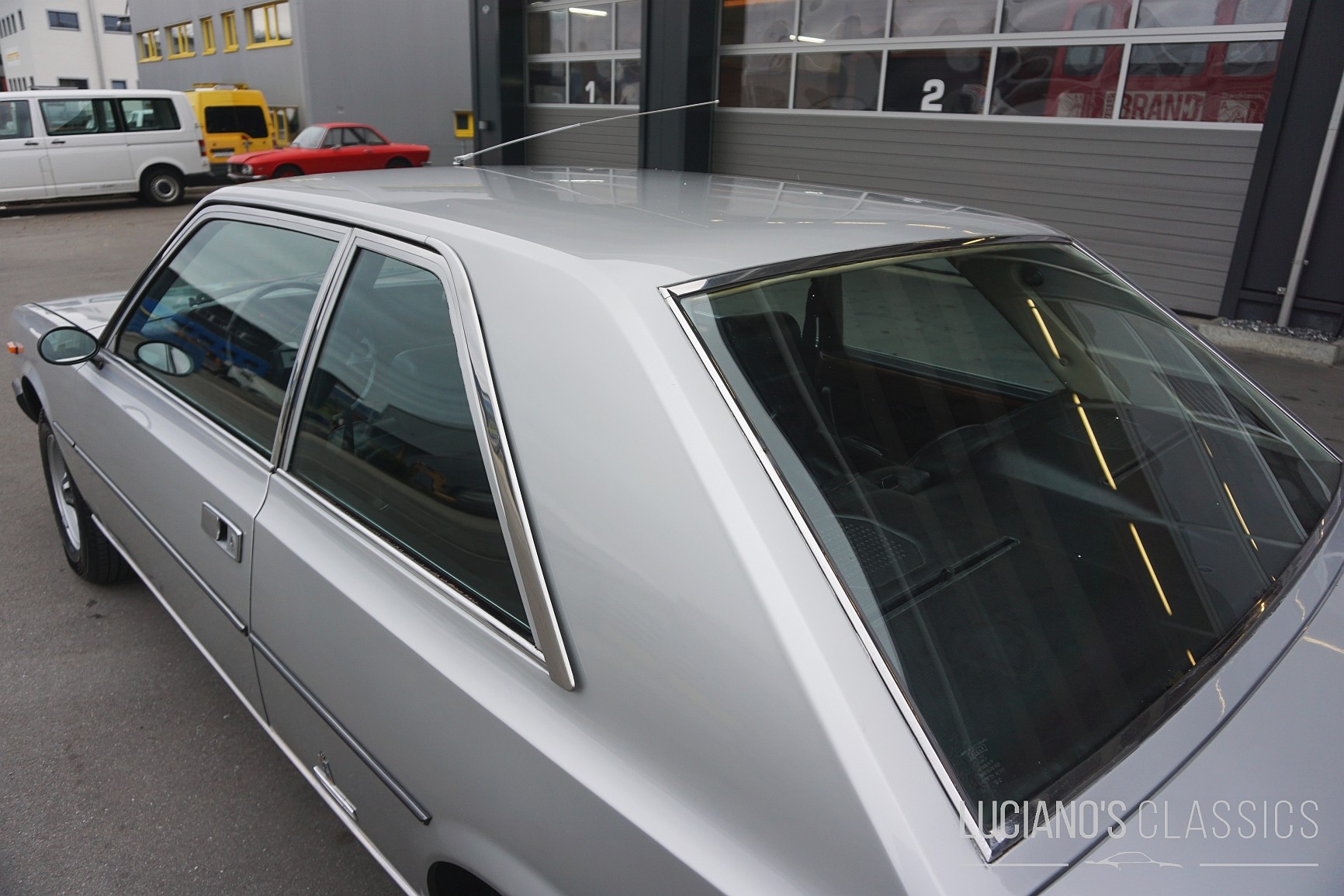 FIAT 130 Coupé-image-14