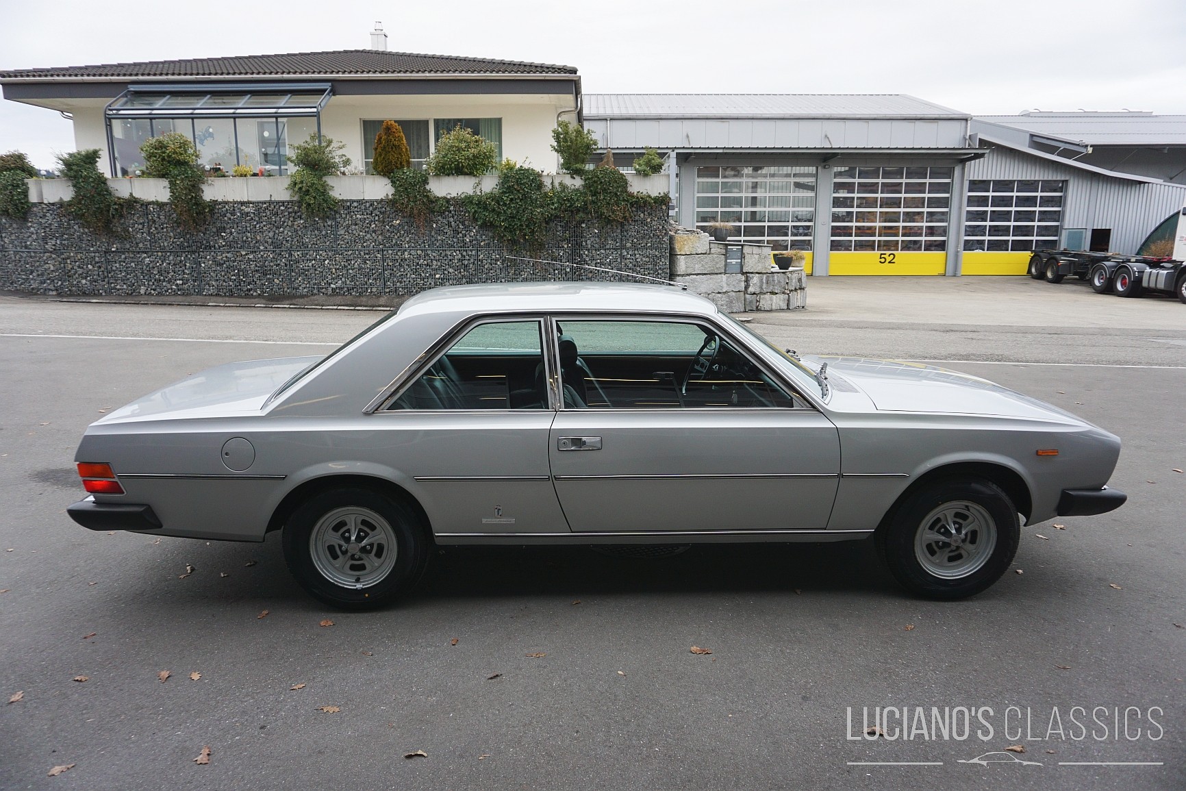 FIAT 130 Coupé-image-6