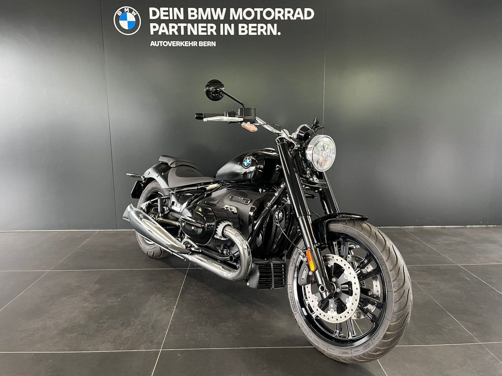BMW R 18-showroom-element-1