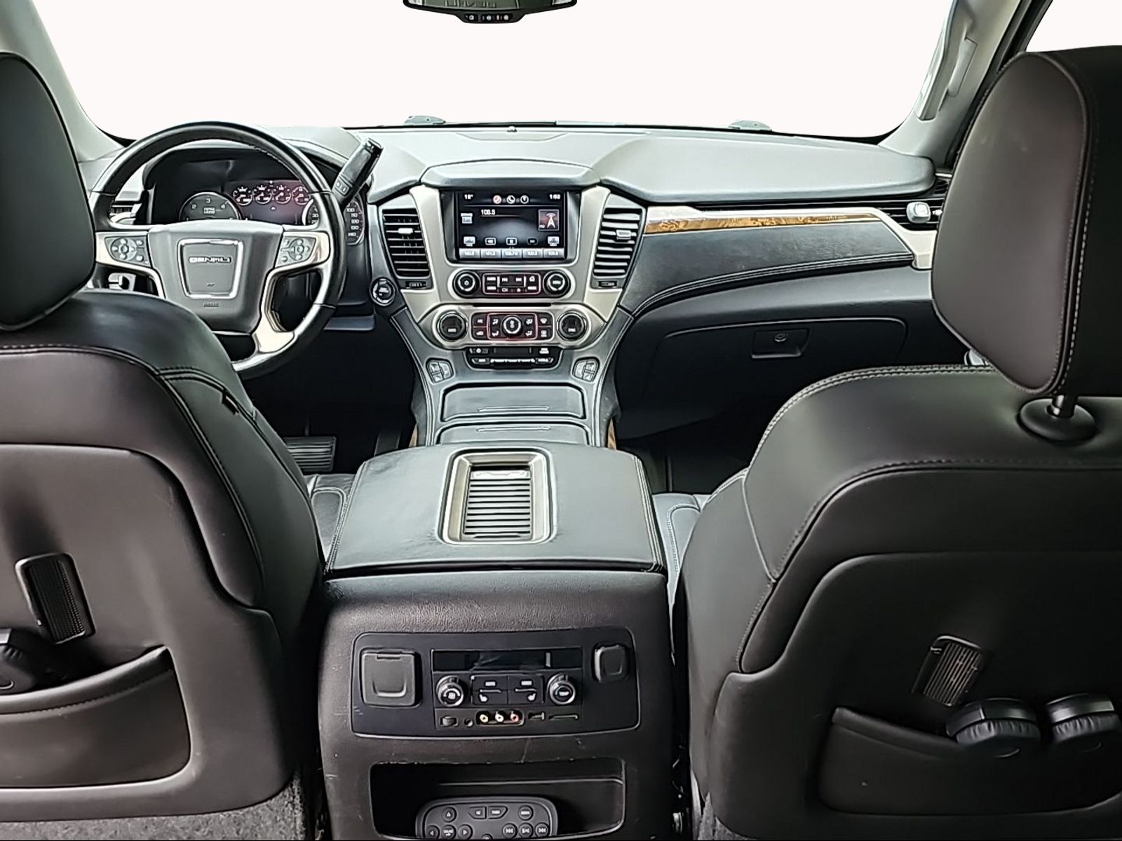 GMC Yukon XL-image-11