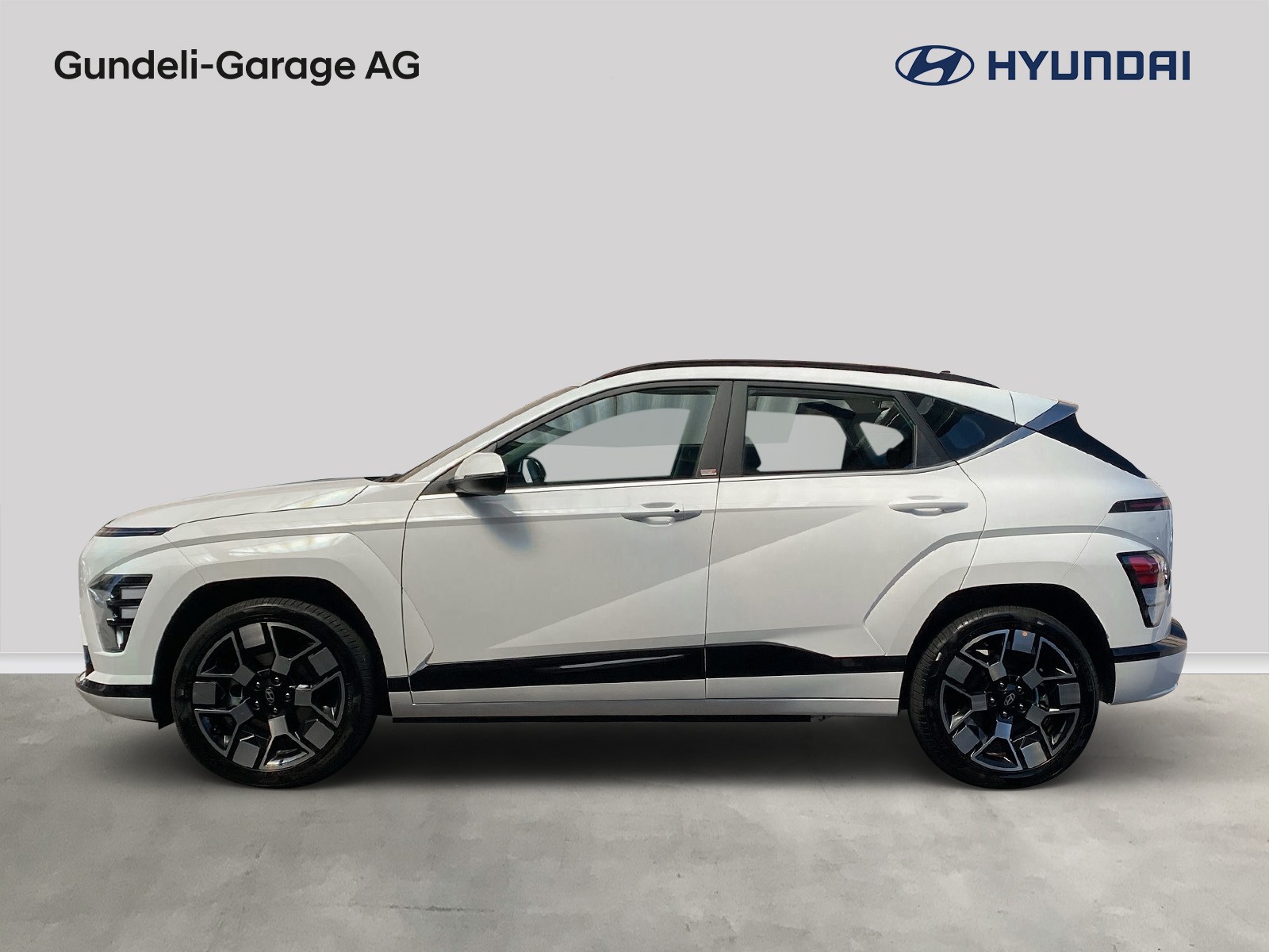 HYUNDAI Kona EV 65.4 kWh Origo-image-2