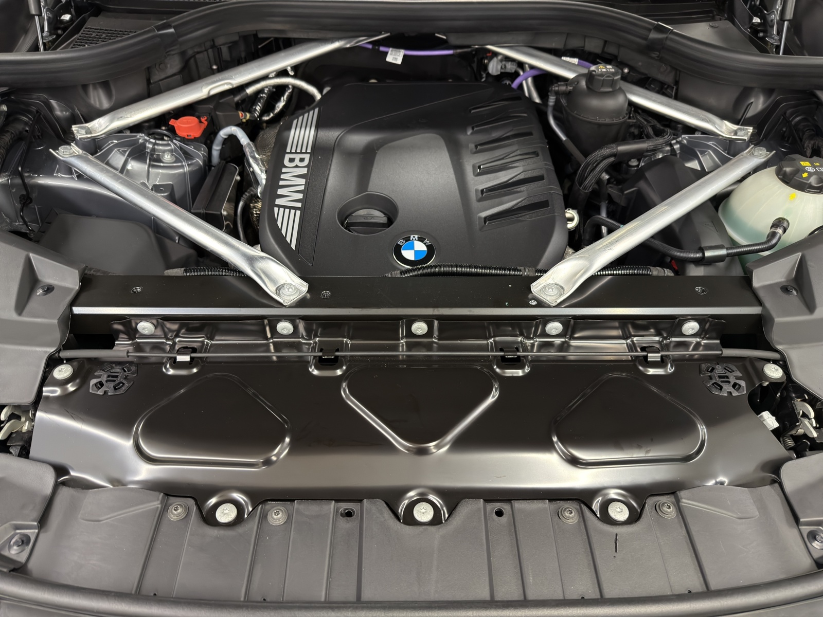 BMW X5 xDrive 48V 30d M Sport Pro Steptronic-image-17