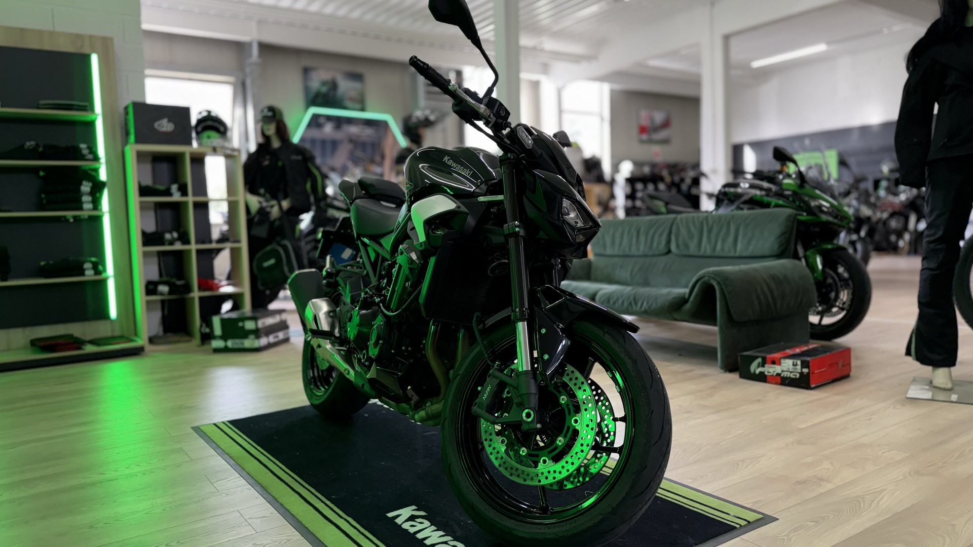 KAWASAKI Z 900