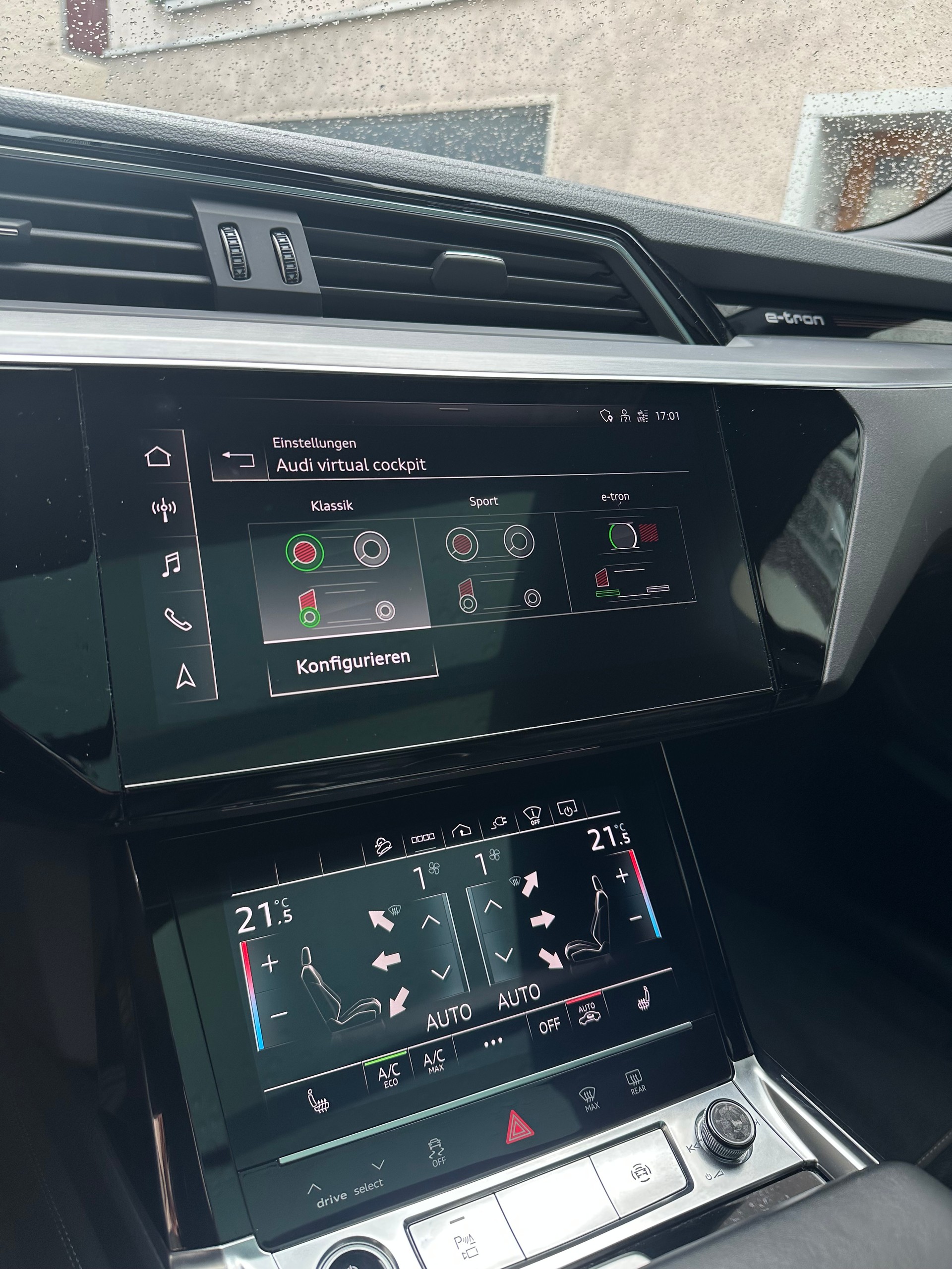 AUDI e-tron 55 Sportback S Line quattro-image-9