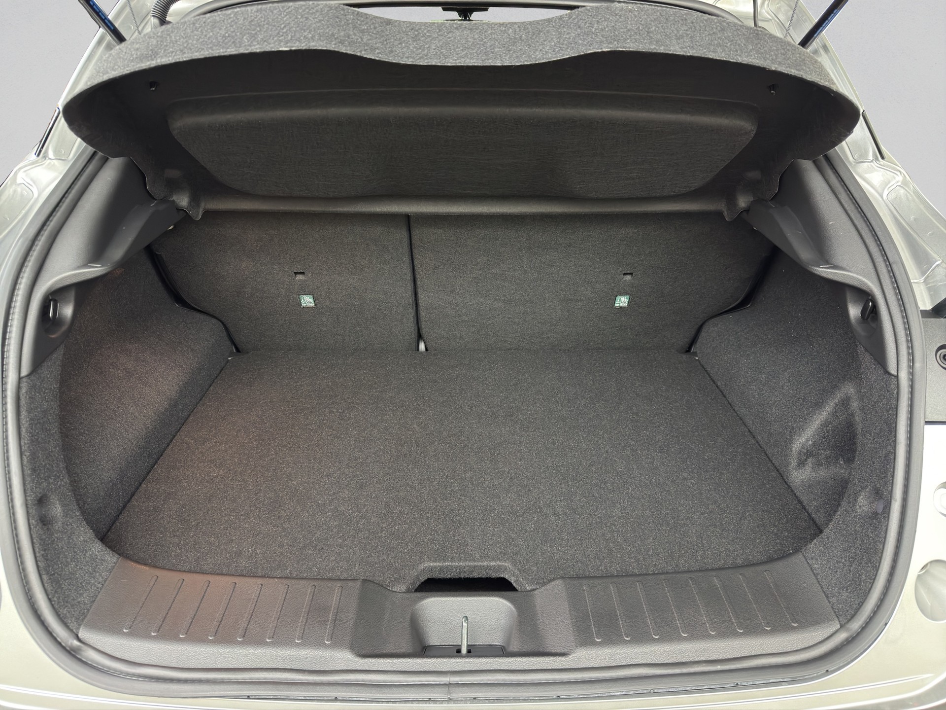 NISSAN Juke 1.6 FHEV Tekna-image-13