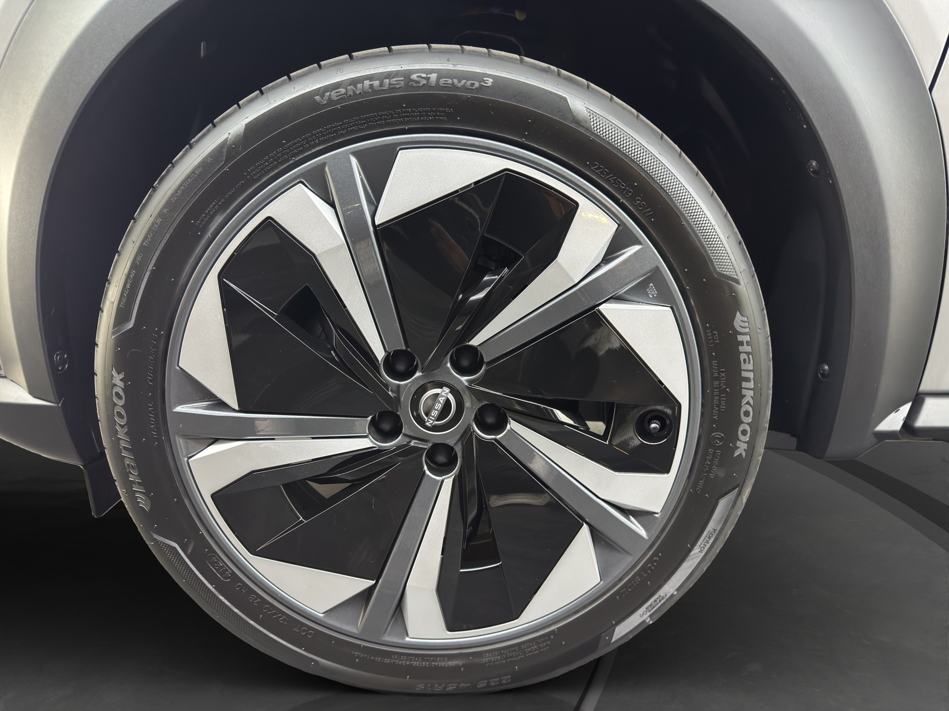 NISSAN Juke 1.6 FHEV Tekna-image-14