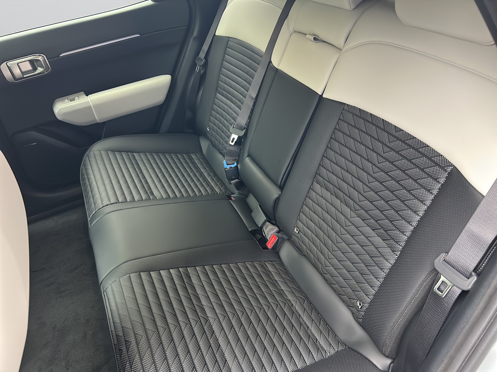 KIA EV4 81,4 kWh GT-Line-image-8