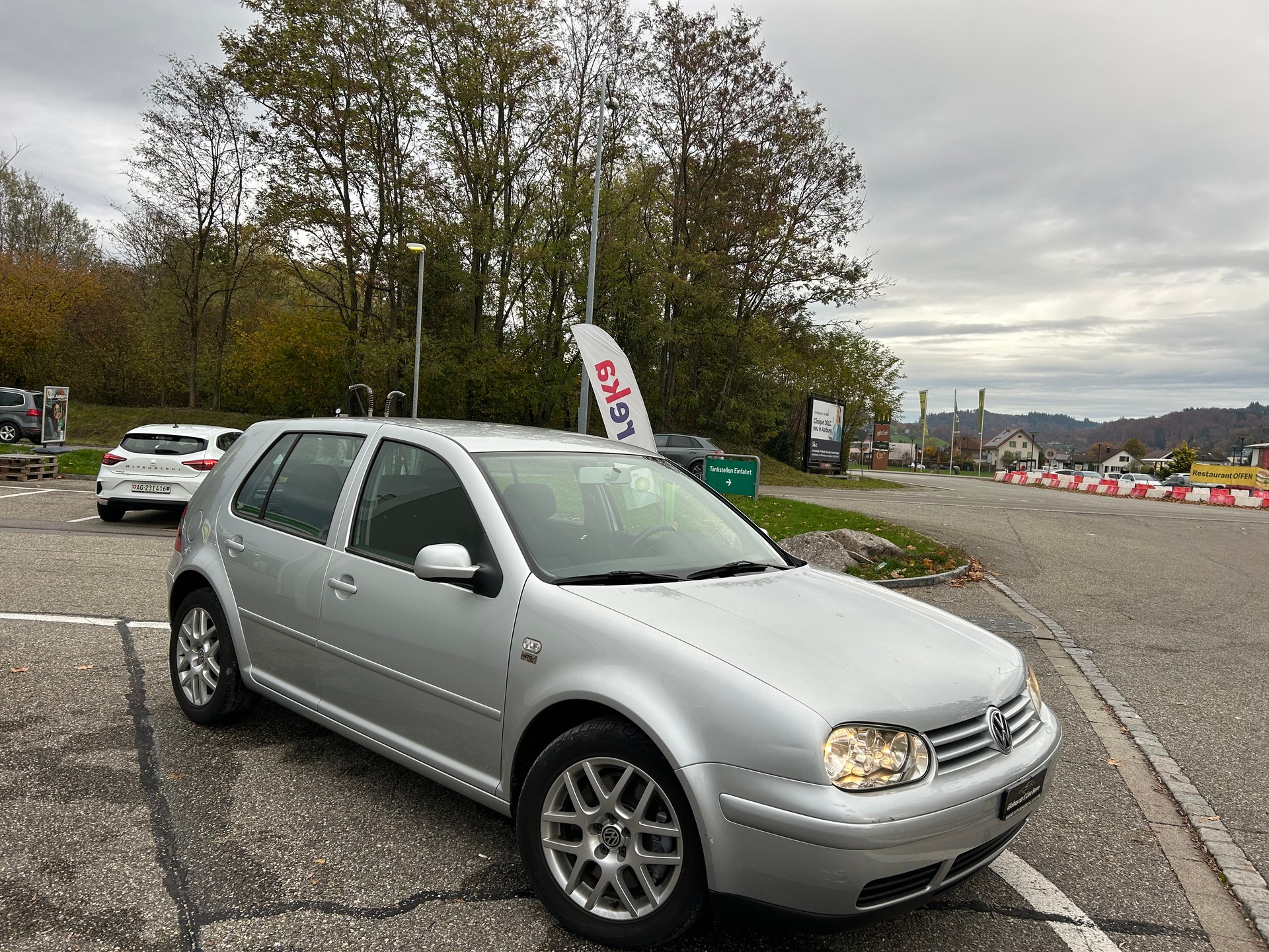 VW Golf 2.3 Highline-image-2