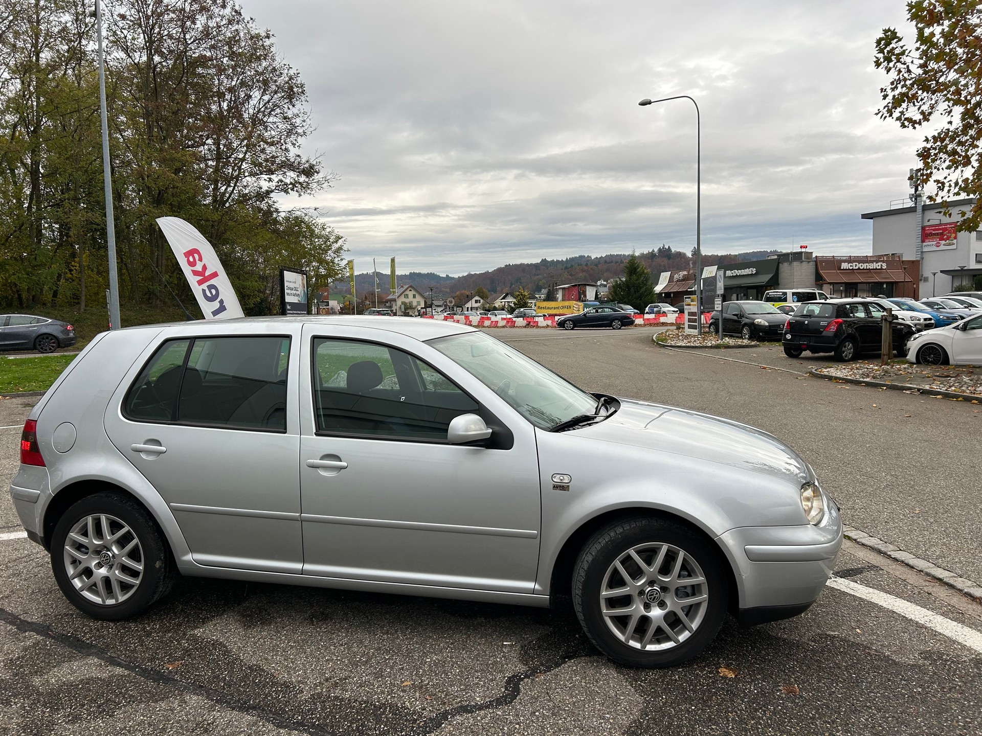 VW Golf 2.3 Highline-image-3