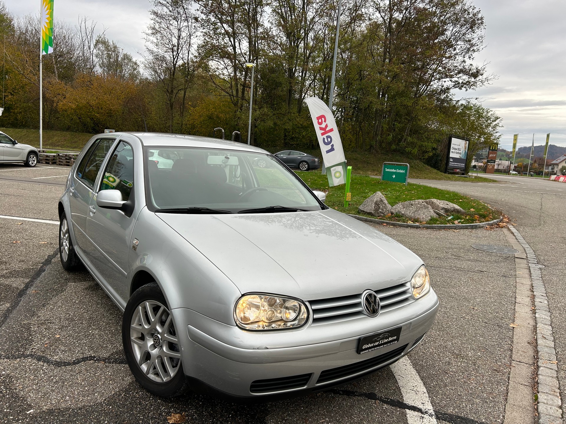 VW Golf 2.3 Highline-image-1