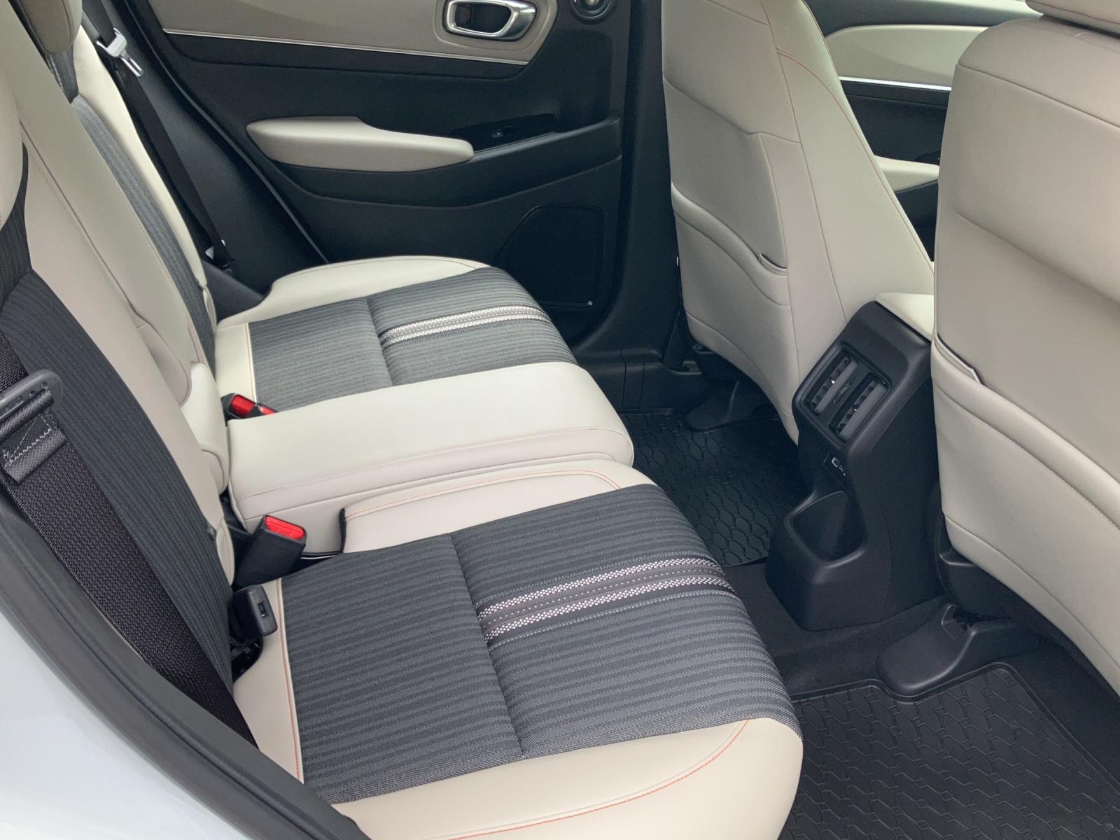 HONDA HR-V 1.5 i-MMD Advance Style-image-11