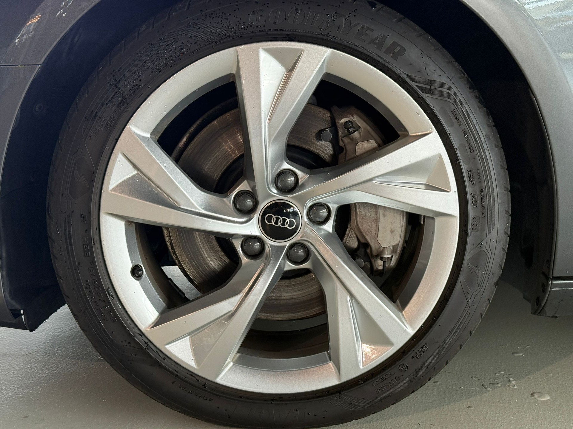 AUDI A4 Avant 45 TFSI S line S-tronic quattro-image-22