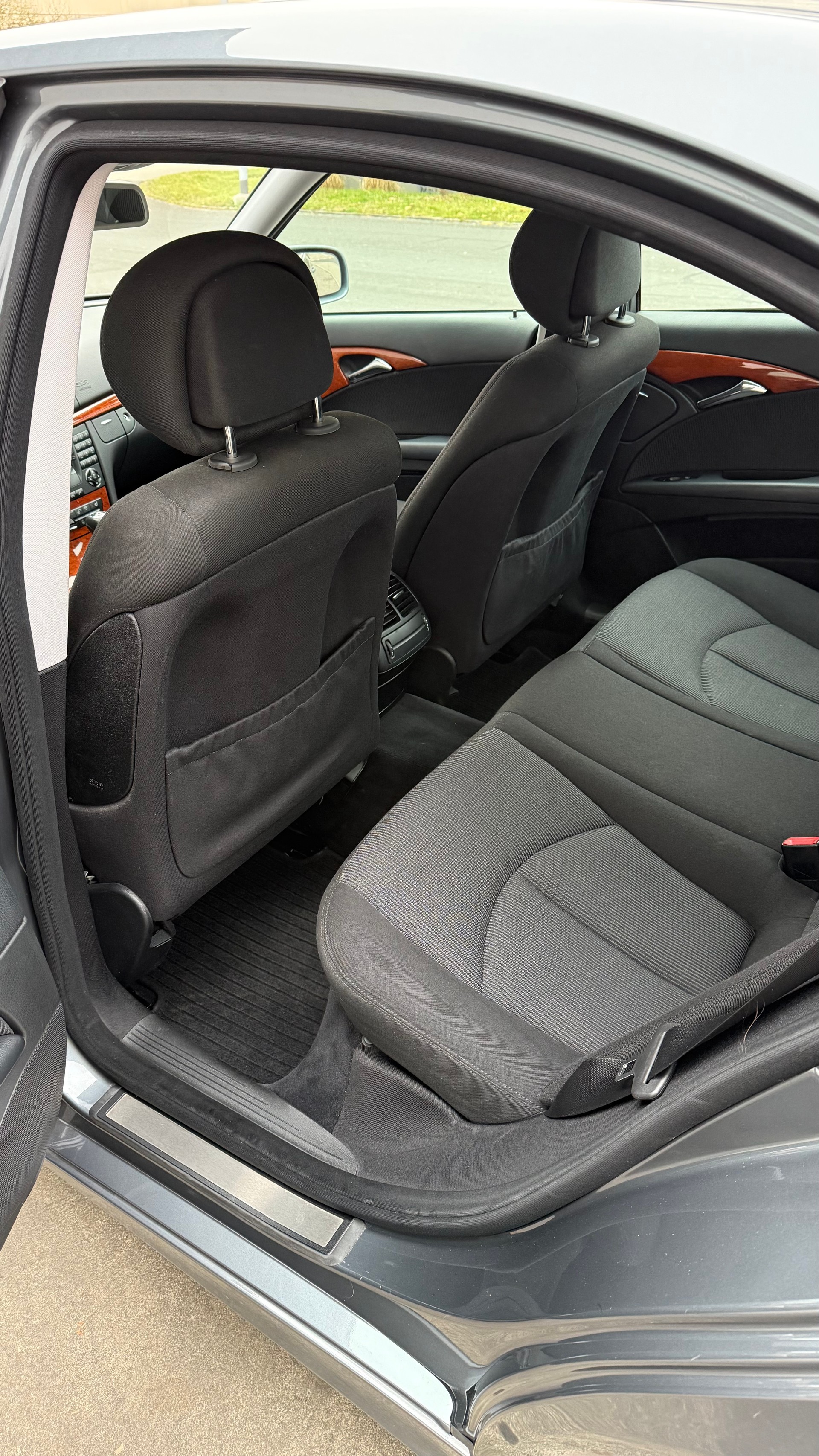 MERCEDES-BENZ E 200 Kompressor Avantgarde-image-10