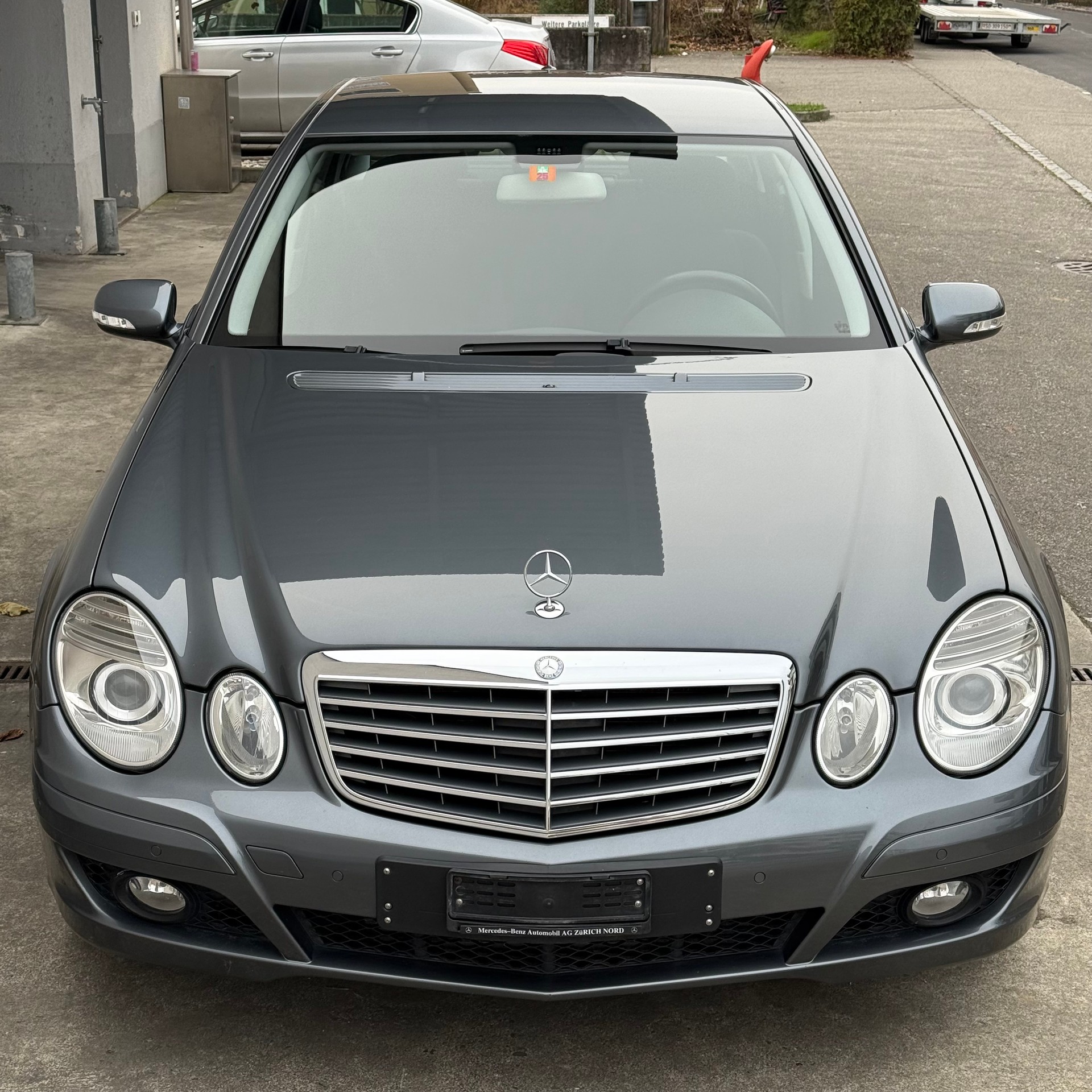 MERCEDES-BENZ E 200 Kompressor Avantgarde-image-1