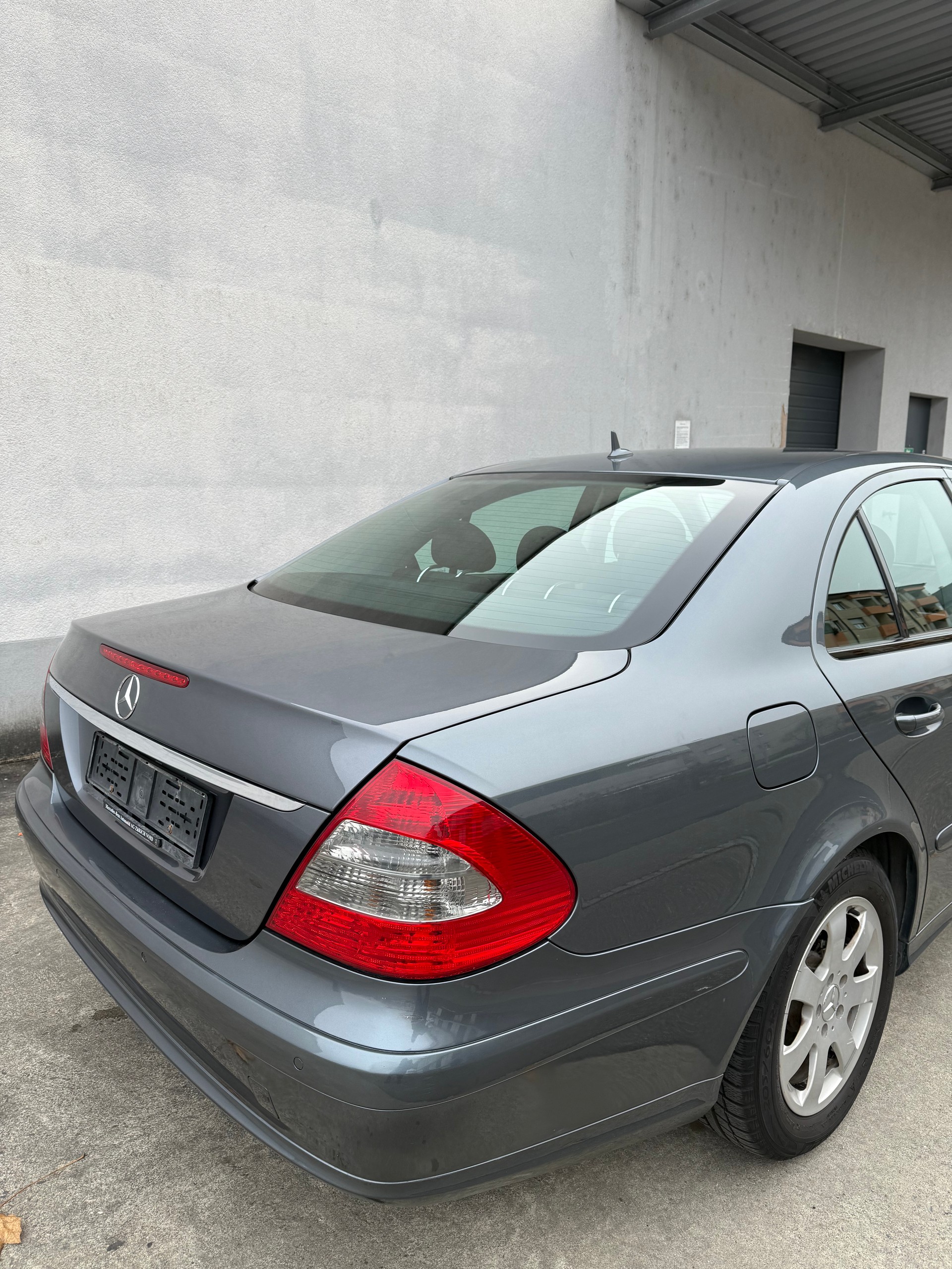 MERCEDES-BENZ E 200 Kompressor Avantgarde-image-7
