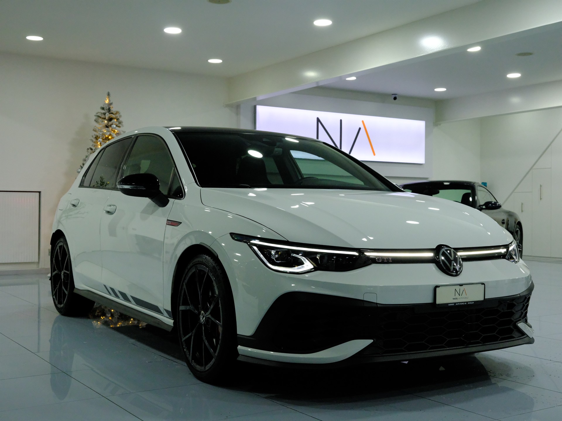 VW Golf 2.0 TSI GTI Clubsport DSG *Performance Paket*-image-1