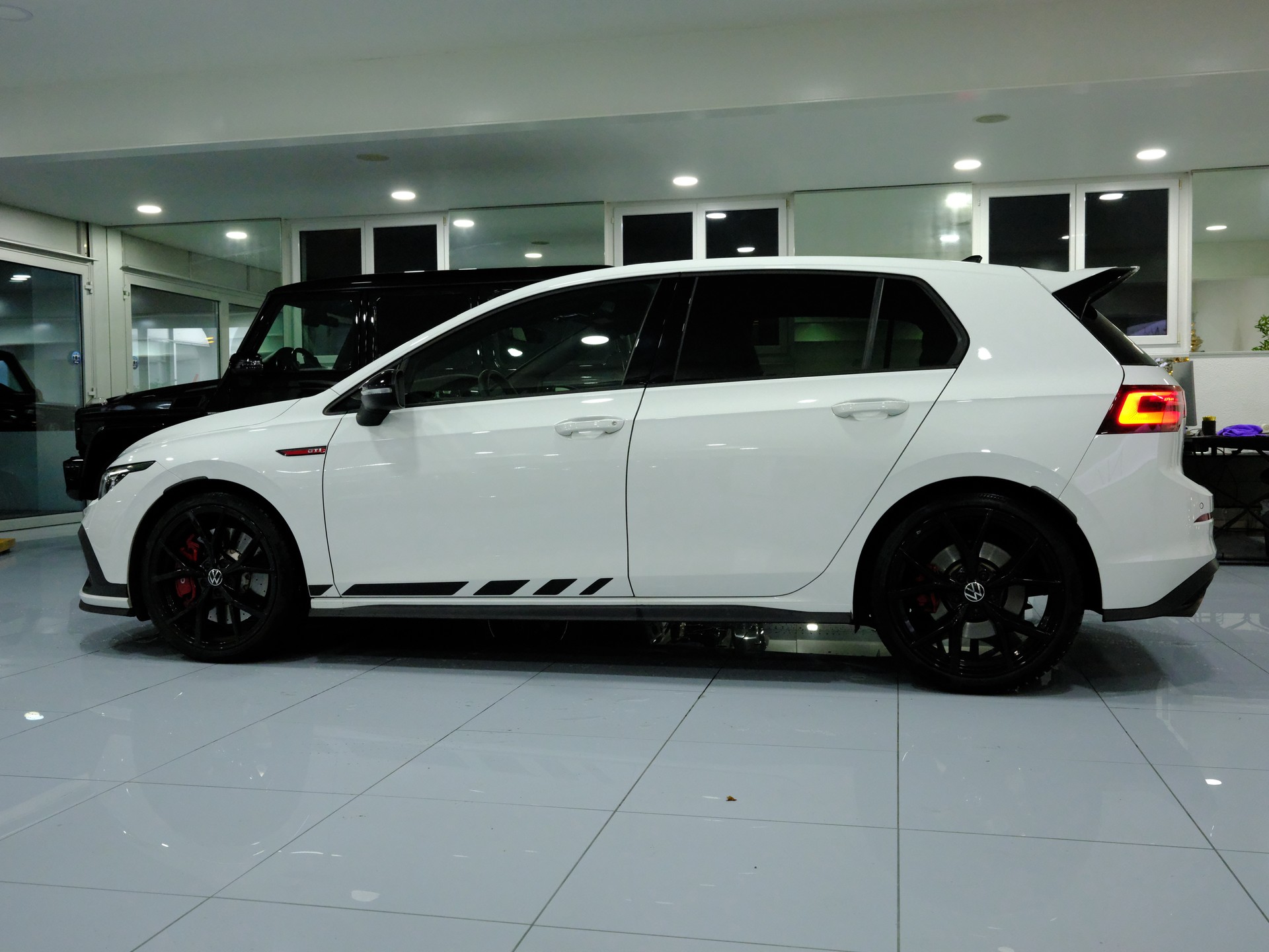 VW Golf 2.0 TSI GTI Clubsport DSG *Performance Paket*-image-4