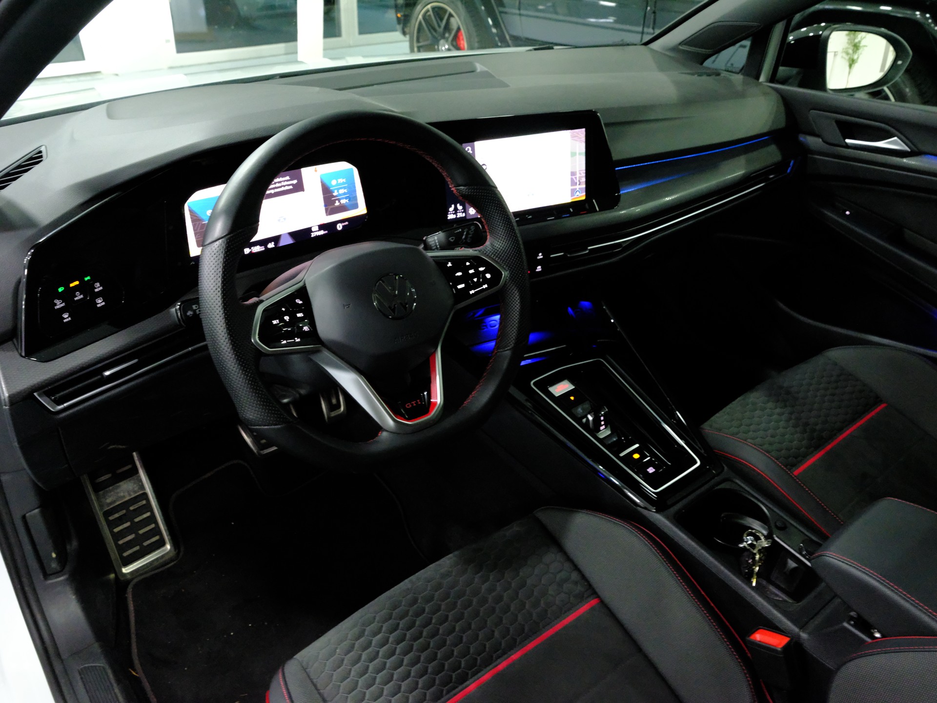 VW Golf 2.0 TSI GTI Clubsport DSG *Performance Paket*-image-10