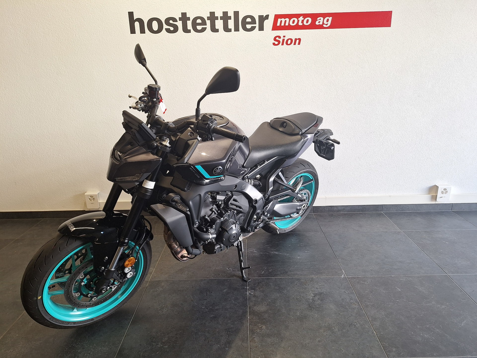 YAMAHA MT-09 Y-AMT-showroom-element-3