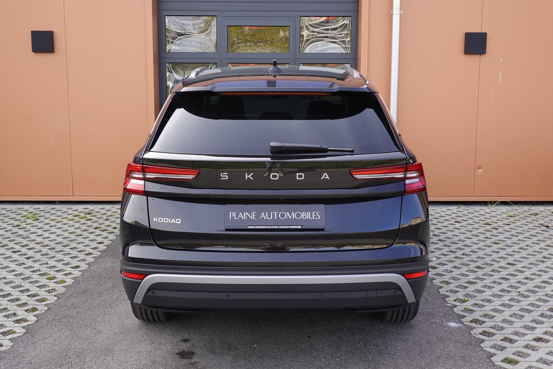 SKODA Kodiaq 1.5 TSI mHEV Selection - "Son Premium * Sièges Elect. avec mémoire * Hayon Elect. * Caméra + Capteurs * Jantes 19' "-image-6