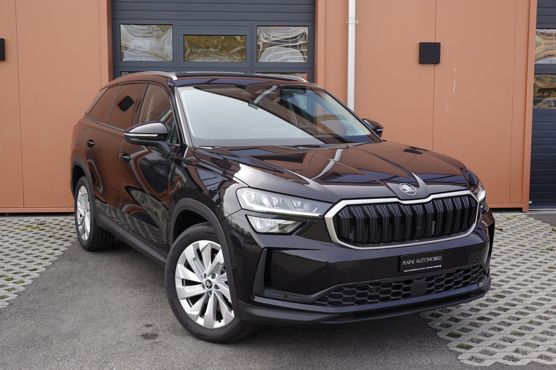 SKODA Kodiaq 1.5 TSI mHEV Selection - "Son Premium * Sièges Elect. avec mémoire * Hayon Elect. * Caméra + Capteurs * Jantes 19' "-image-0