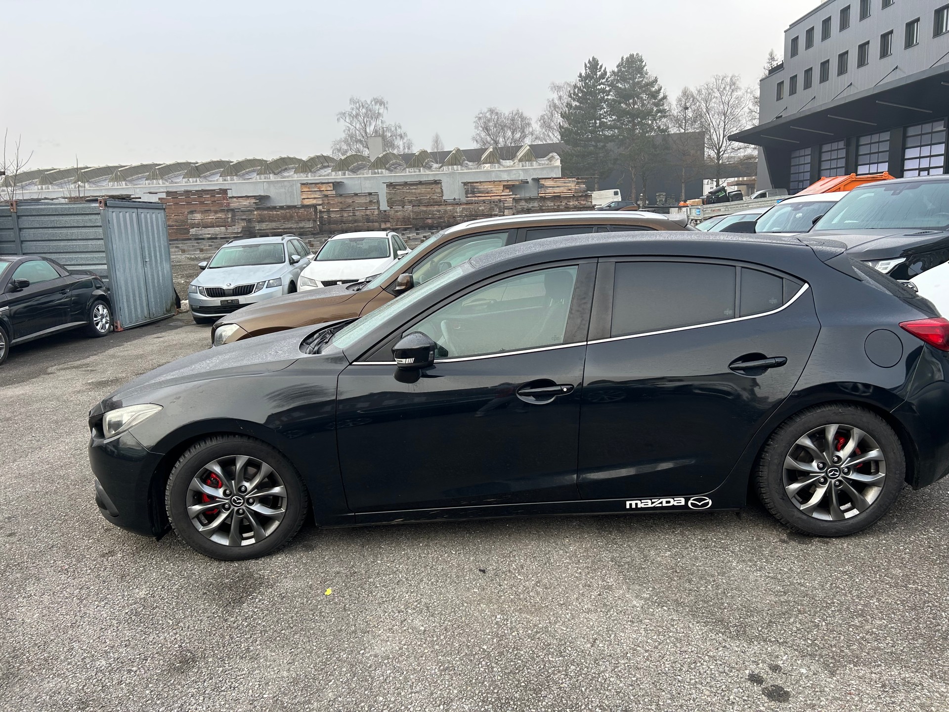 MAZDA 3 2.2 16V CD Ambition Plus-image-6
