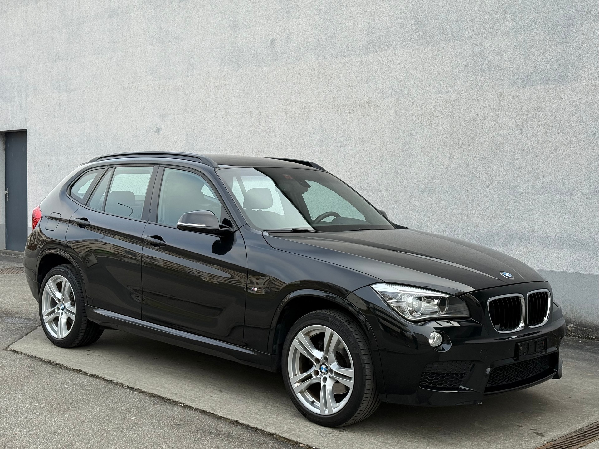 BMW X1 xDrive 18d Sport Line Steptronic M-Paket-image-6