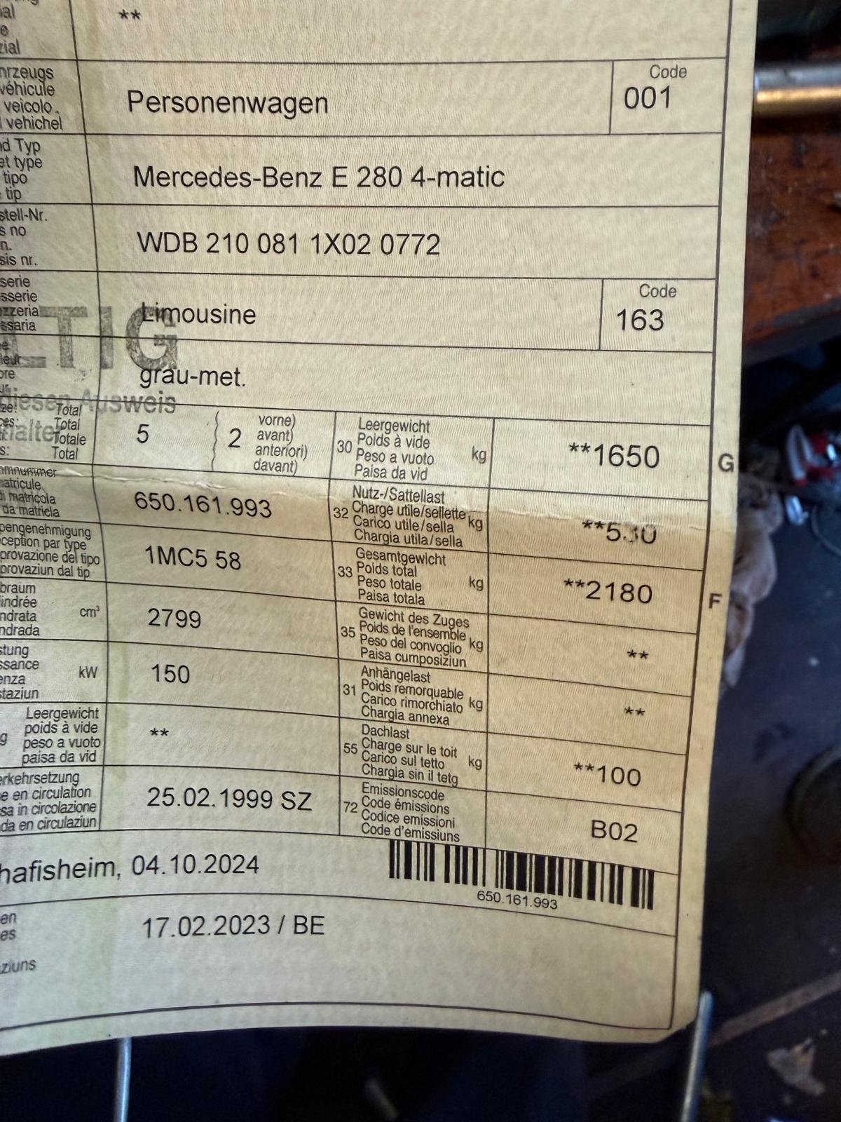 MERCEDES-BENZ E 280 Avantgarde 4-Matic Automatic-image-13