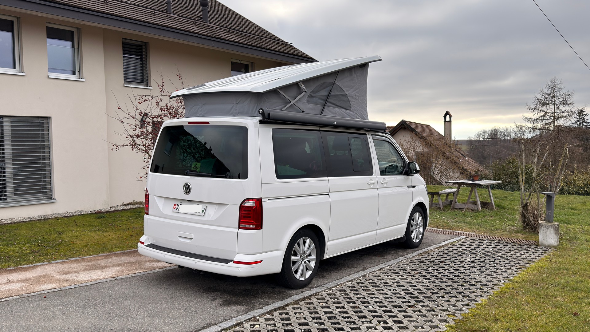 VW CALIFORNIA BEACH TDI-image-2