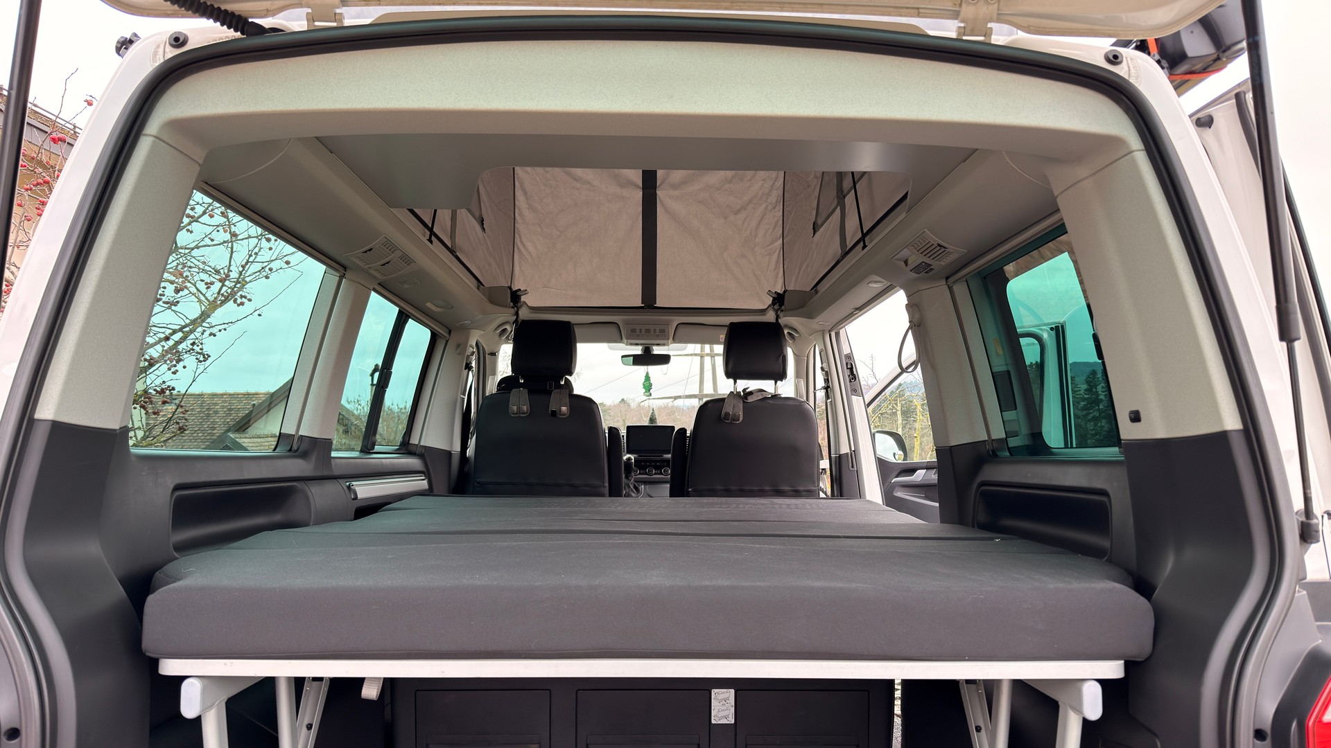 VW CALIFORNIA BEACH TDI-image-5