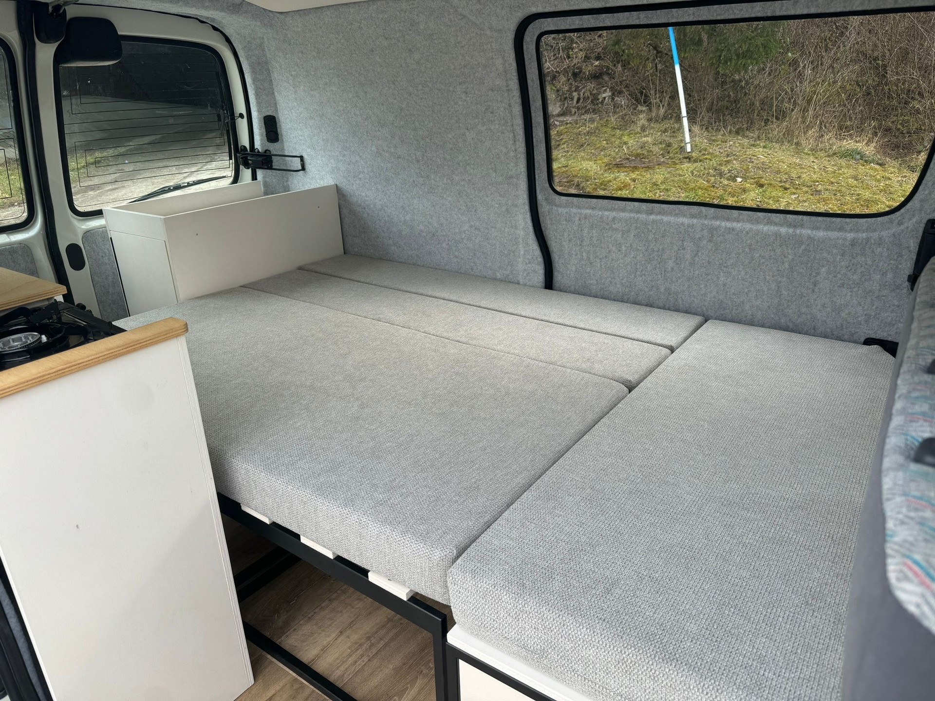 TOYOTA Hiace Saranda Beach-image-6