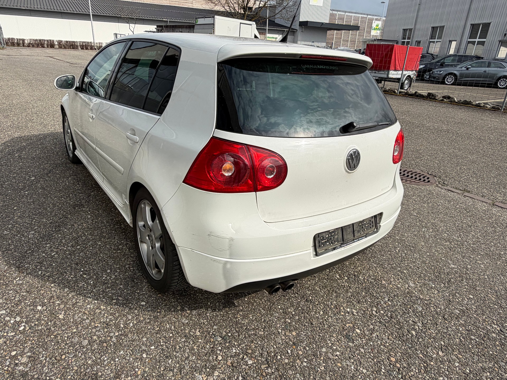 VW Golf 2.0 TFSI GTI-image-3