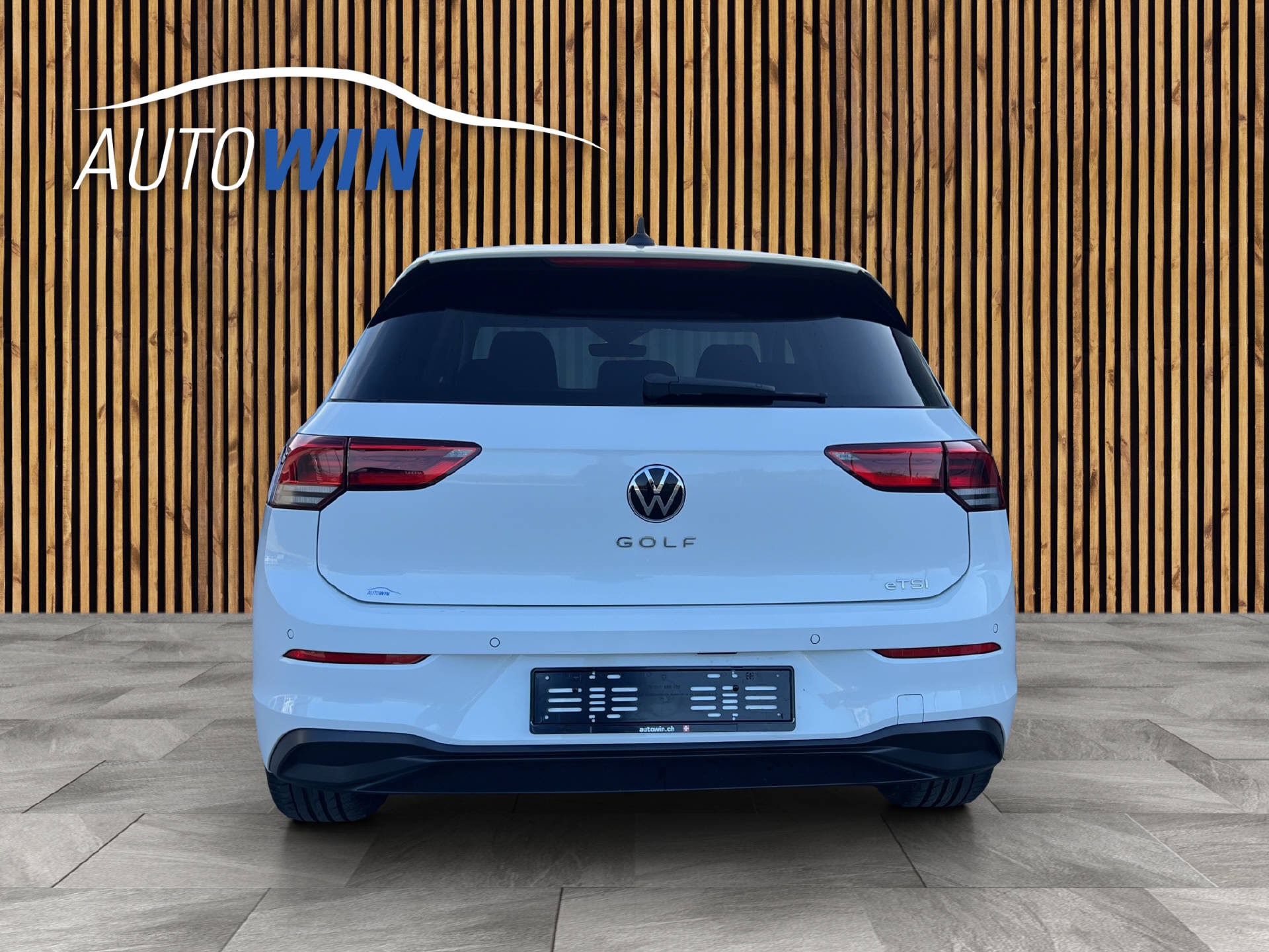 VW Golf VIII 1.5 eTSI Style DSG-image-4