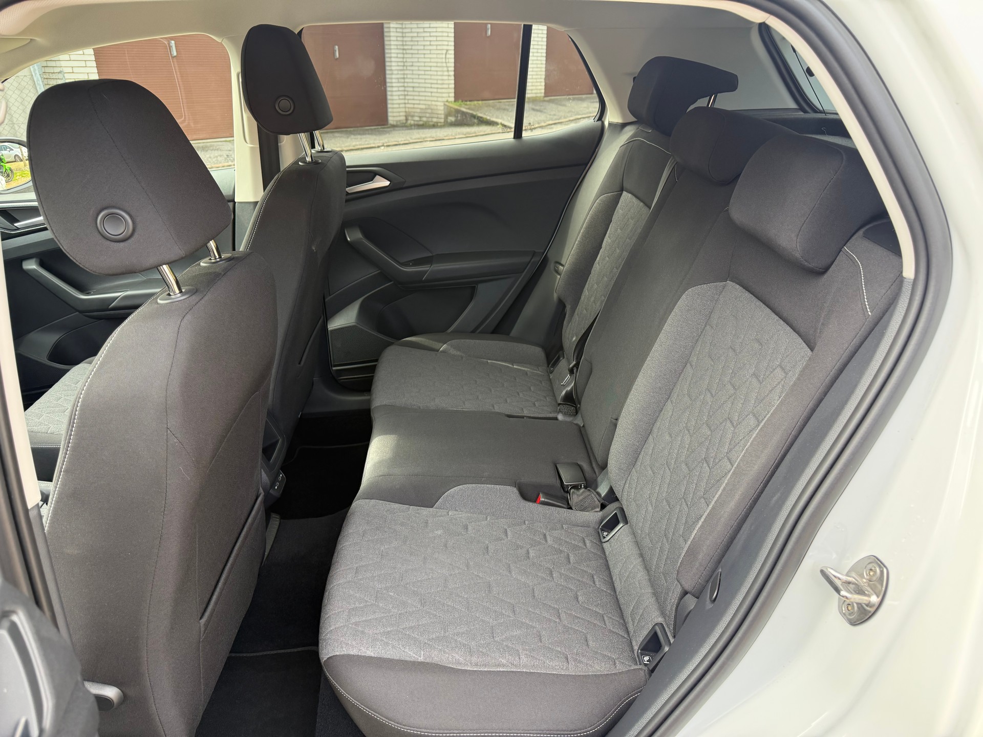 VW T-Cross 1.5 TSI EVO ACT Life DSG-image-10