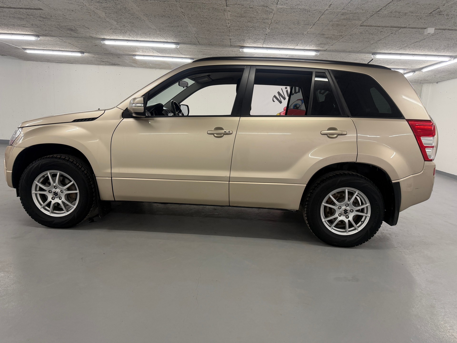 SUZUKI Grand Vitara 2.4 16V GL Top Automatic-image-3