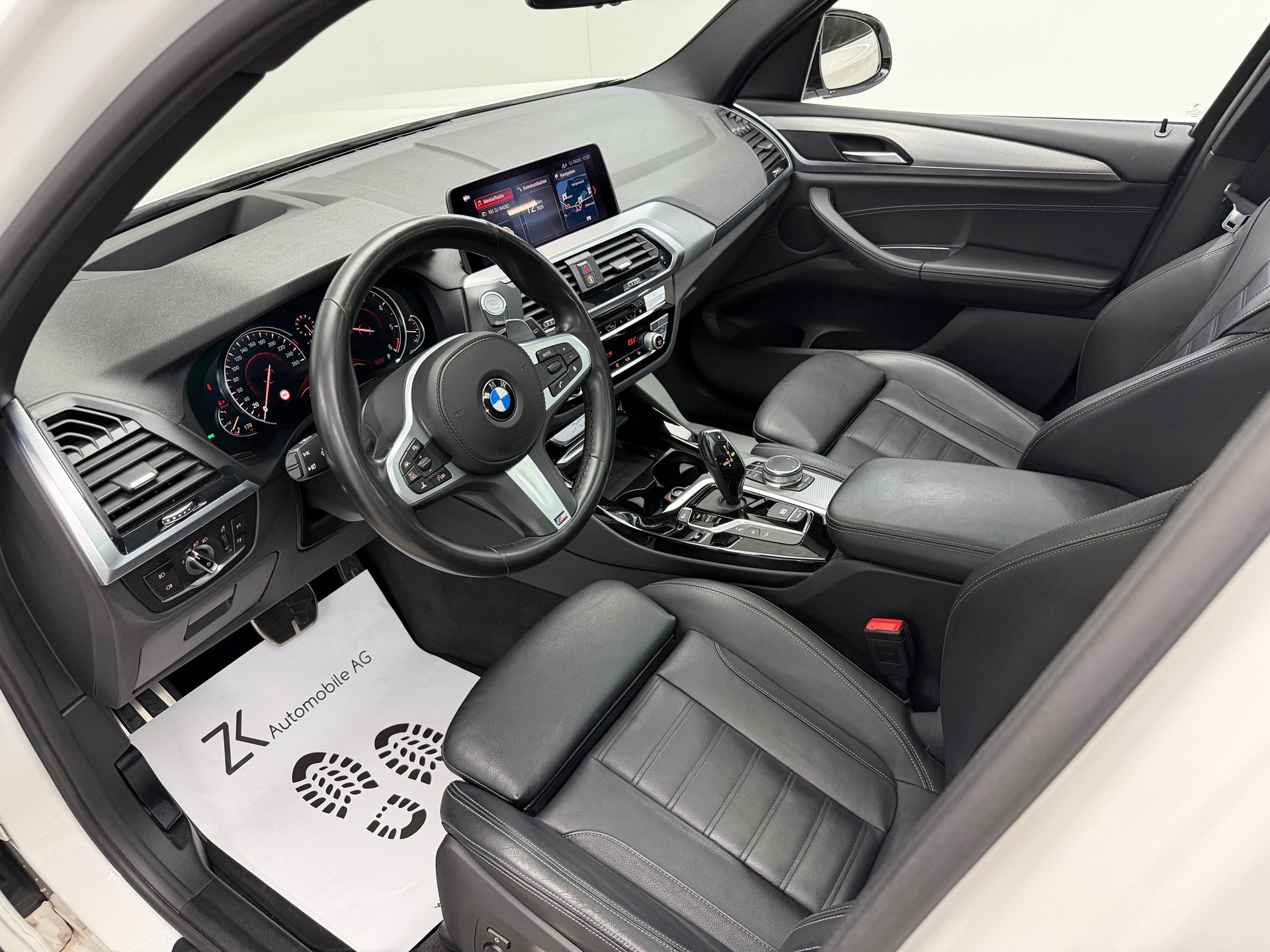 BMW X3 xDrive 30d M Sport 265PS ALPINWEISS Steptronic / 360° Kamera / Panoramadach / Komfortzugang / Head-Up-Display /-image-6