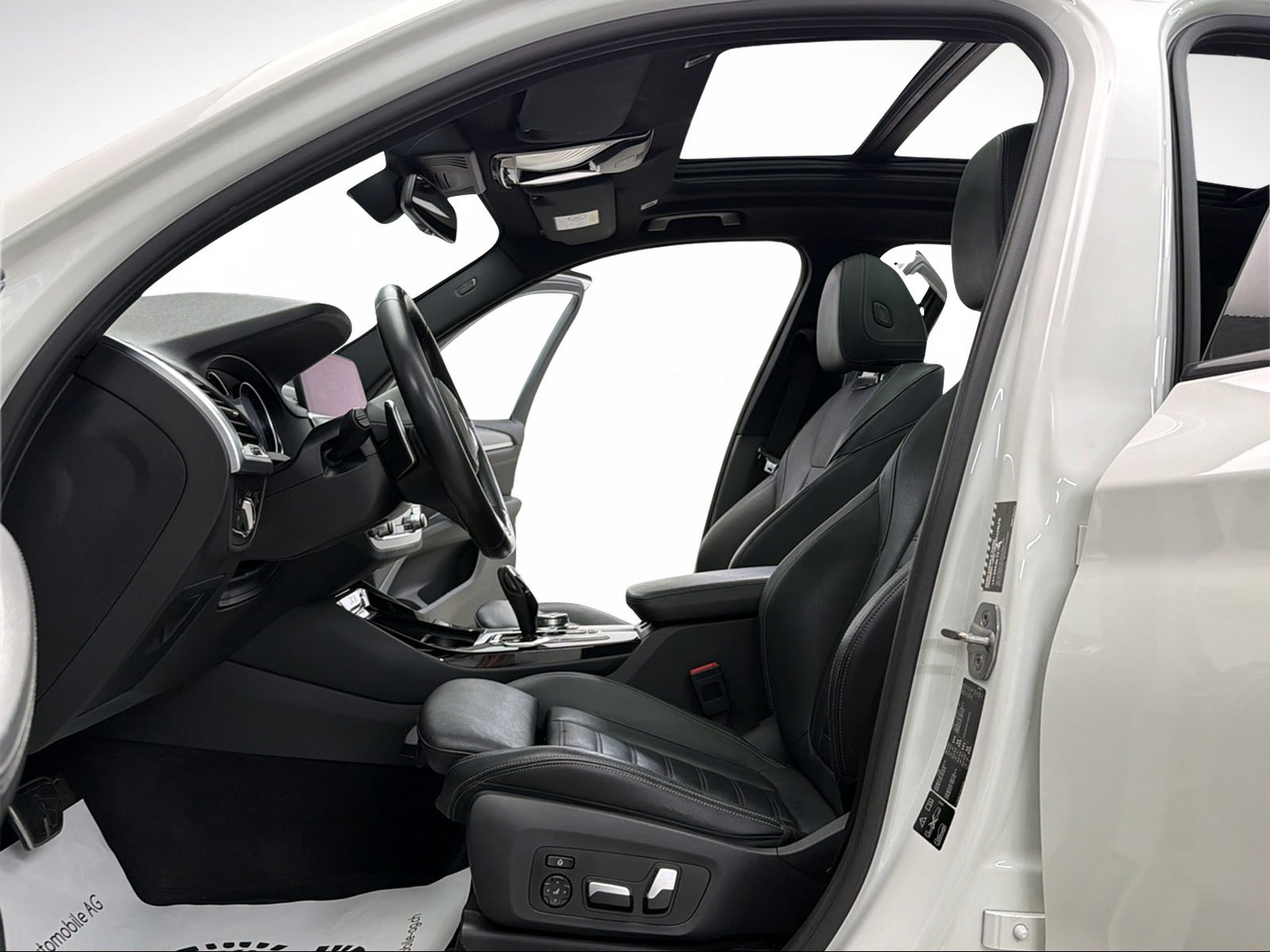 BMW X3 xDrive 30d M Sport 265PS ALPINWEISS Steptronic / 360° Kamera / Panoramadach / Komfortzugang / Head-Up-Display /-image-5