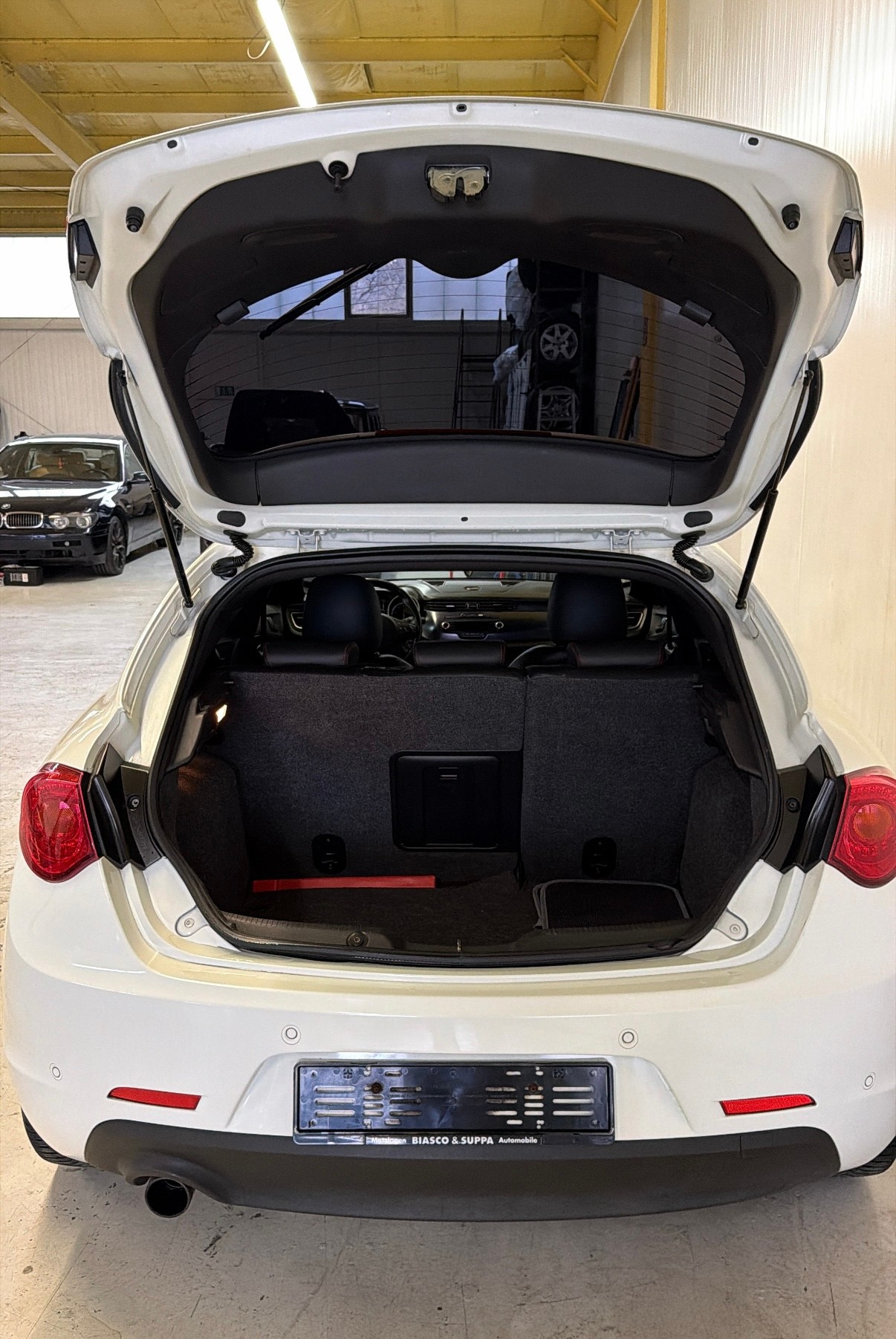 ALFA ROMEO Giulietta 1.4 MultiAir Distinctive TCT (Frisch Mfk)-image-10