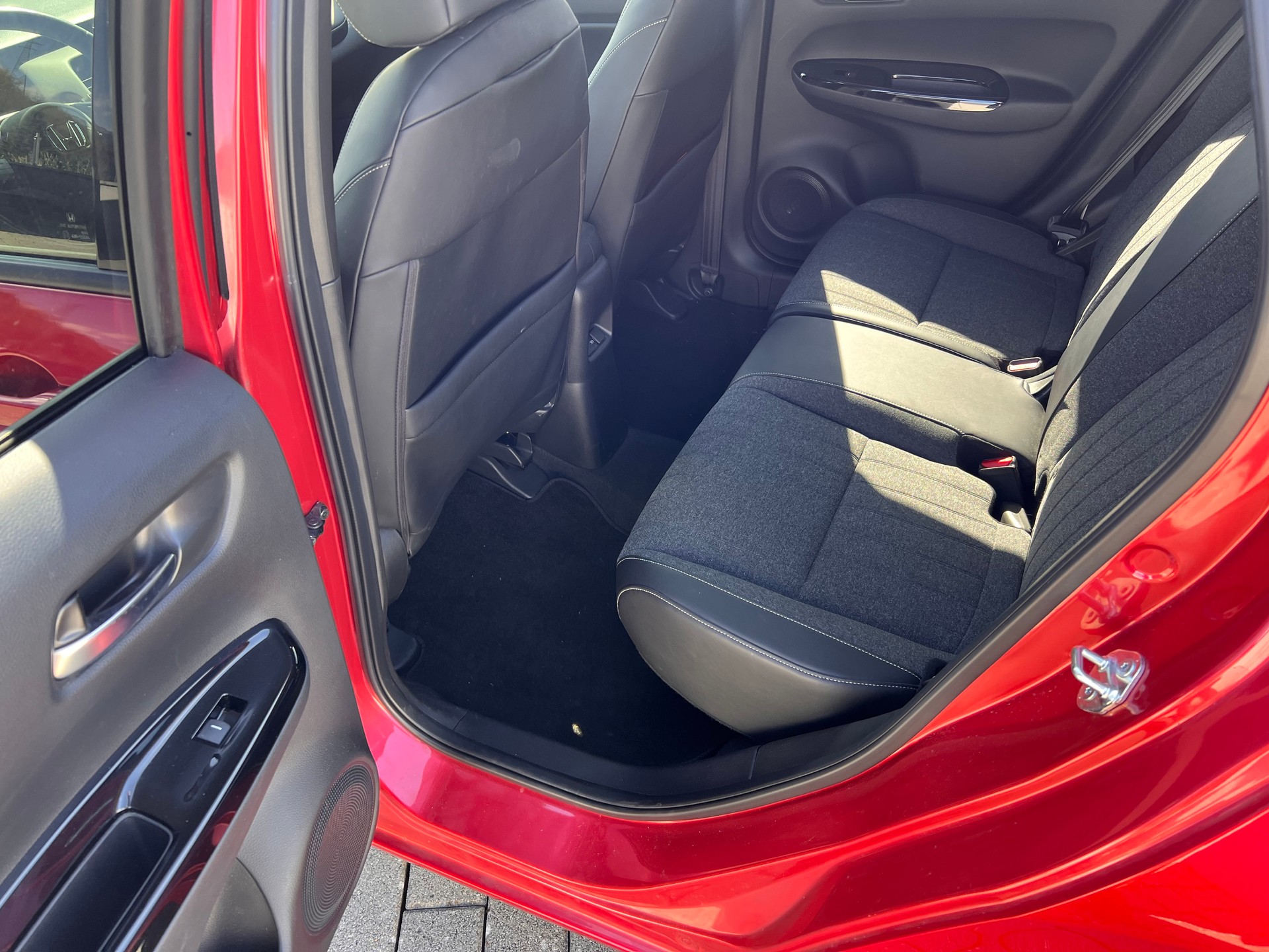 HONDA Jazz 1.5i-MMD Executive-image-6