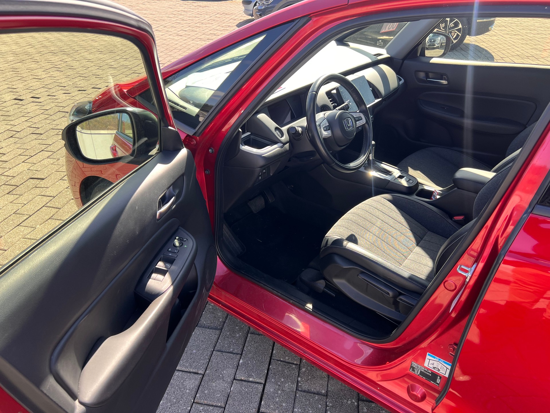 HONDA Jazz 1.5i-MMD Executive-image-9