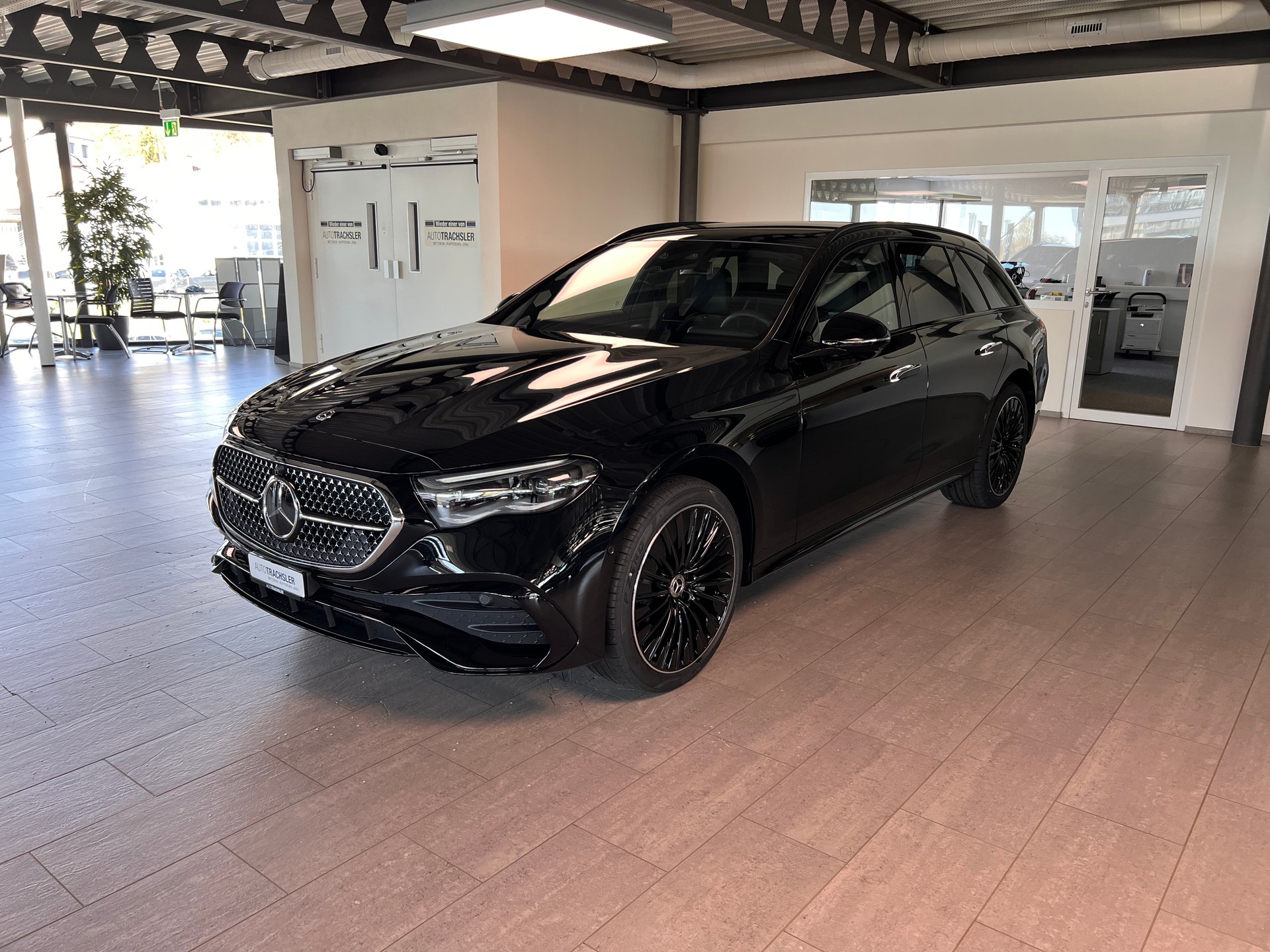 MERCEDES-BENZ E 450 T 9G-Tronic 4Matic-image-3