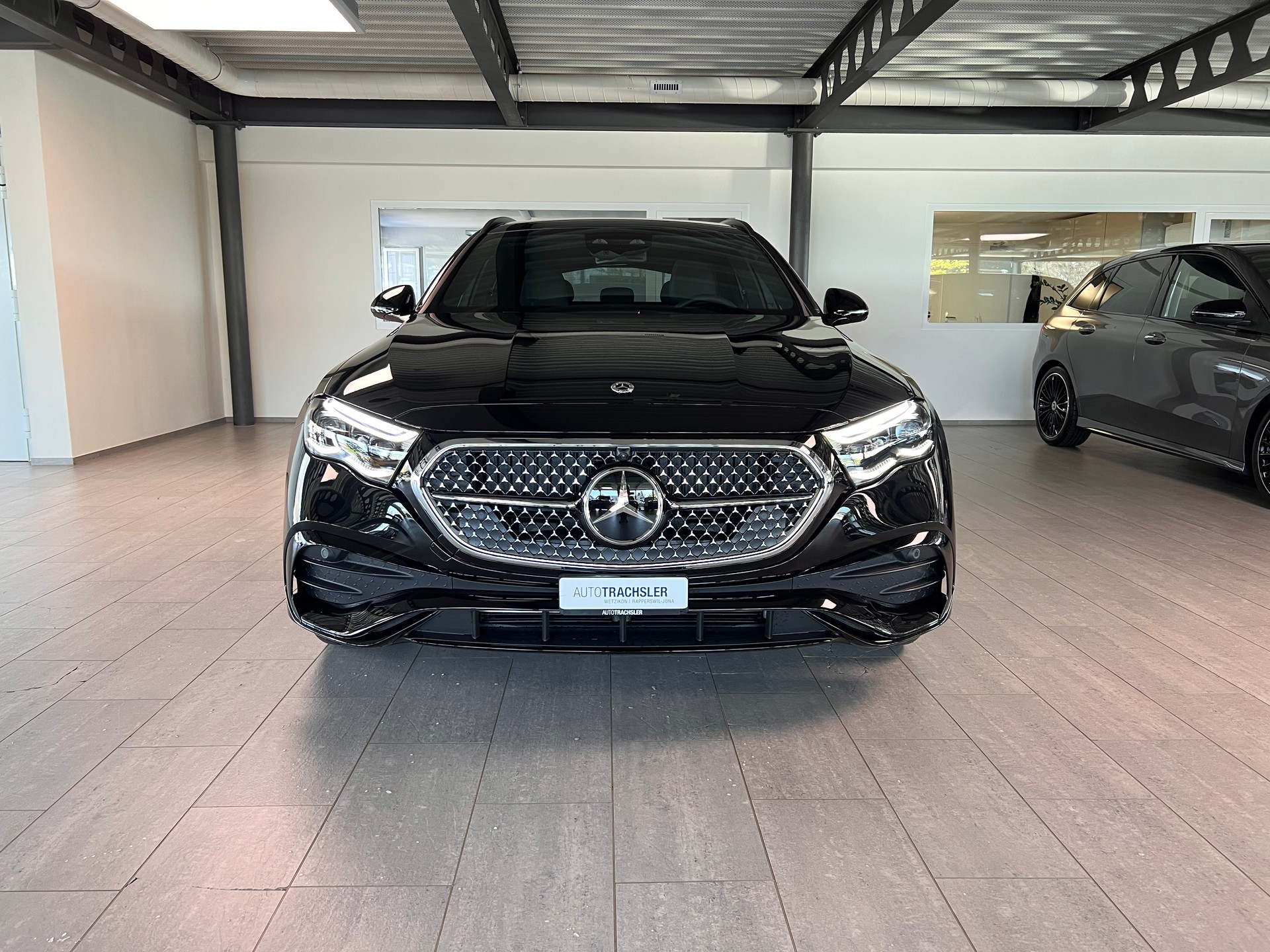 MERCEDES-BENZ E 450 T 9G-Tronic 4Matic-image-1